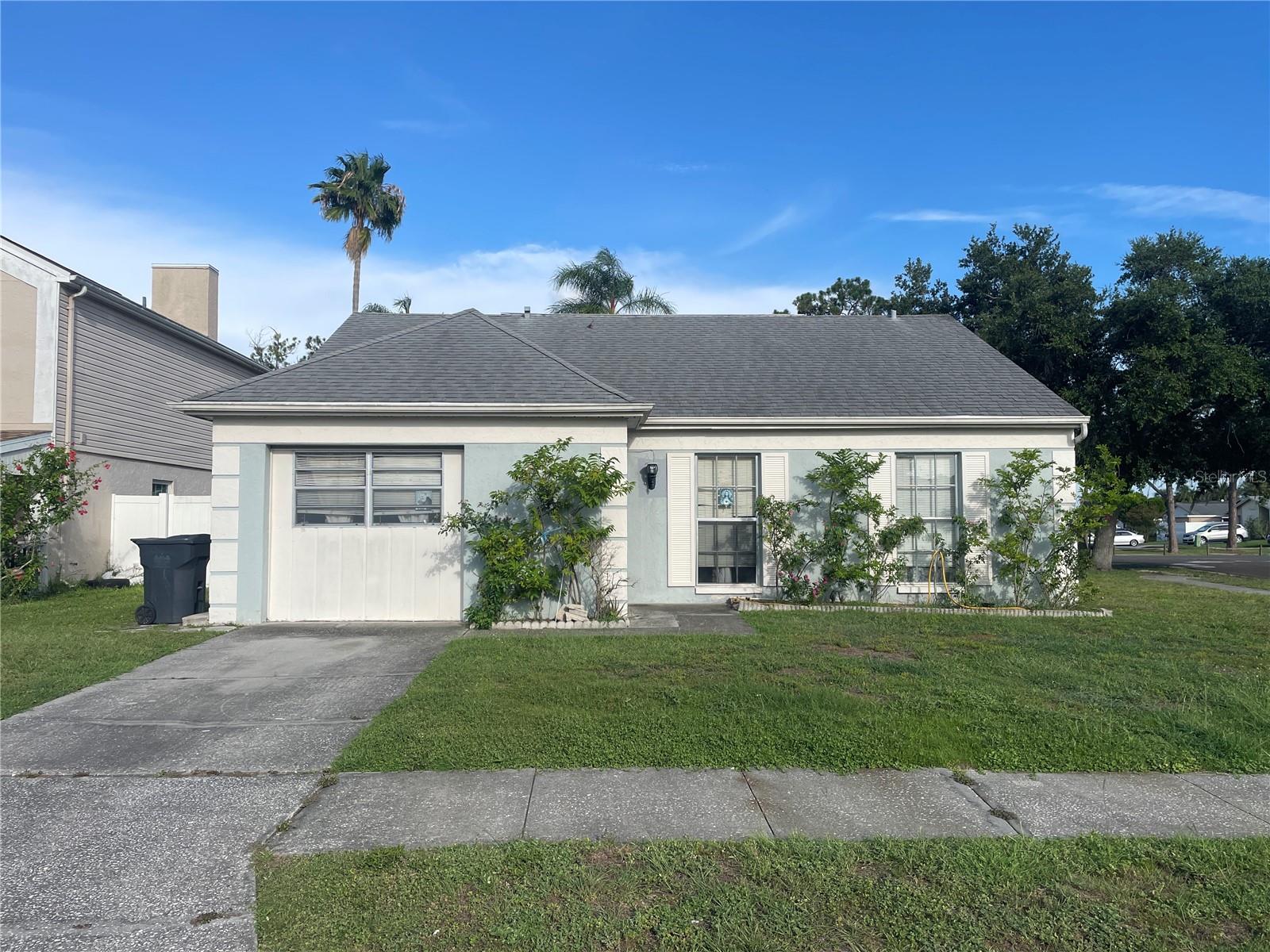 Photo of 11001 SUNSWEPT PLACE TAMPA FL 33624