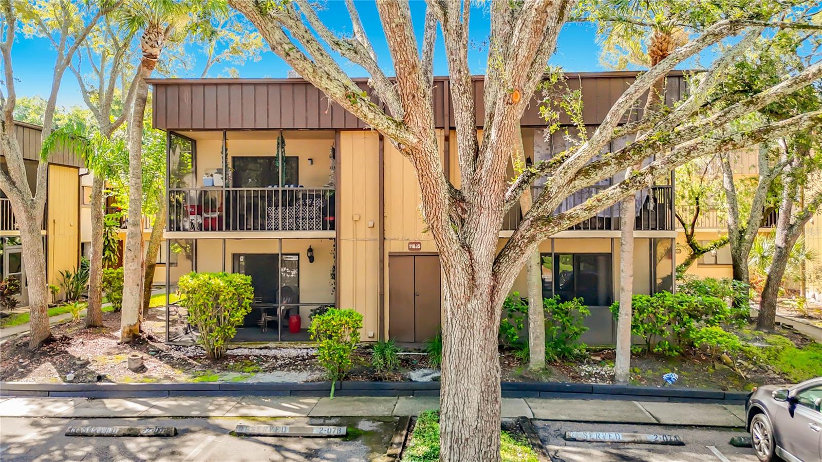 Photo of 11805 RAINTREE LAKE LN #B TEMPLE TERRACE FL 33617