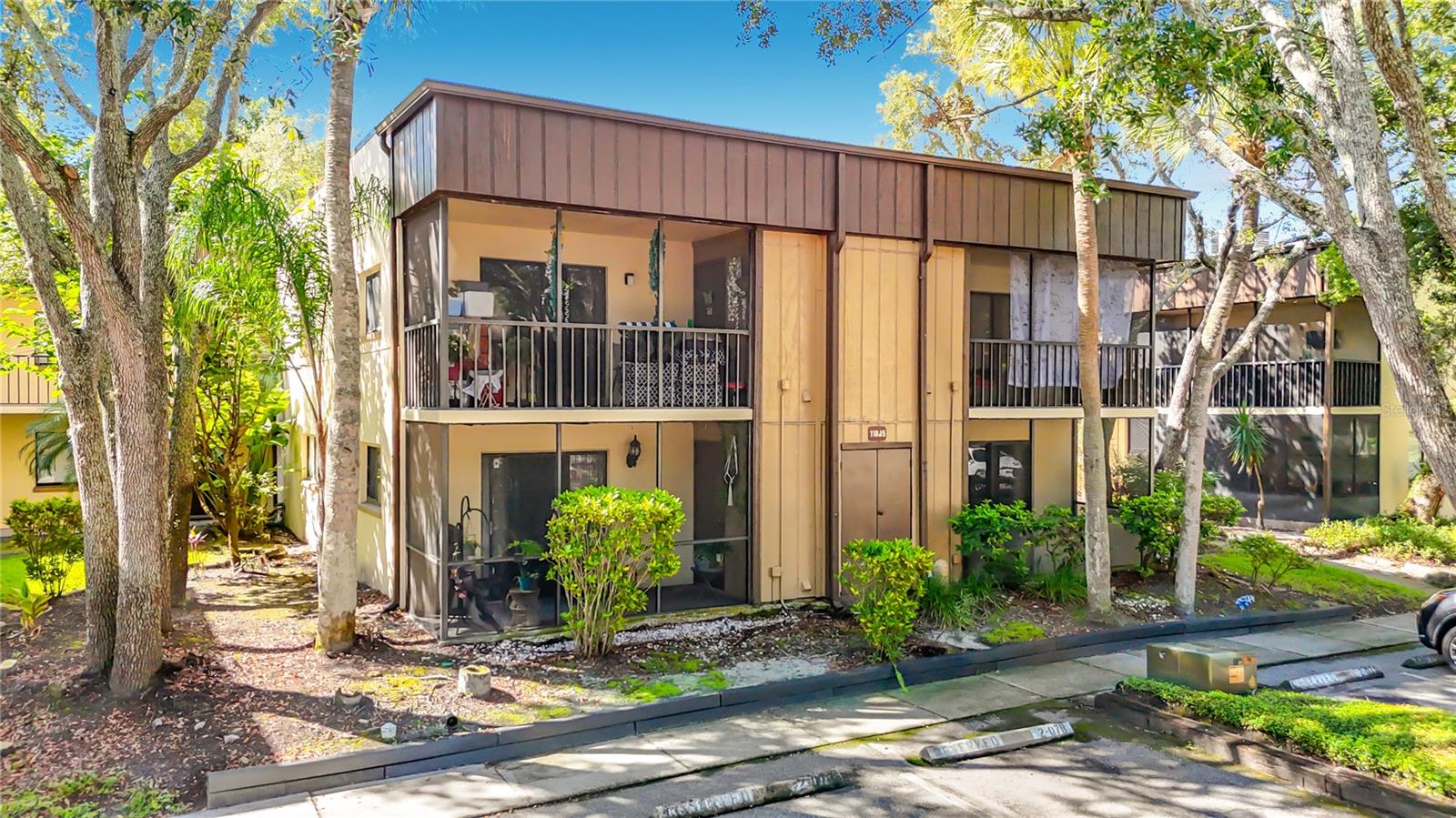 Photo of 11805 RAINTREE LAKE LN #D TEMPLE TERRACE FL 33617