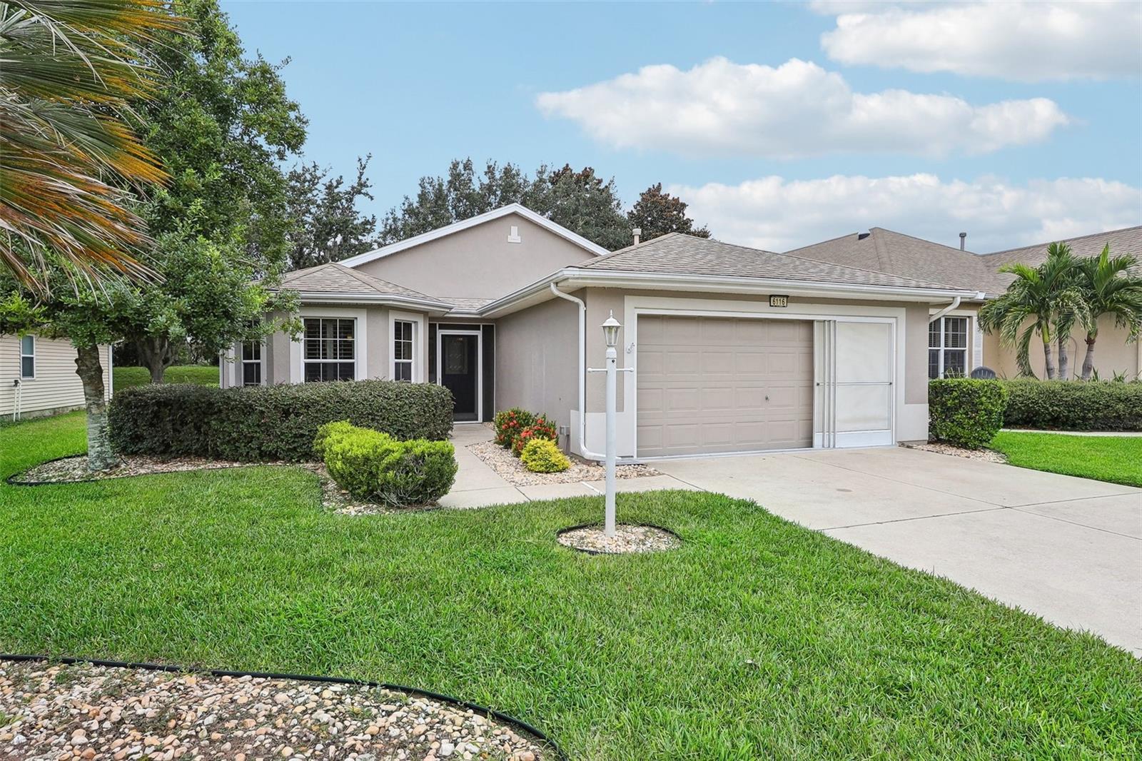 Photo of 6116 ARMADA STREET TAVARES FL 32778