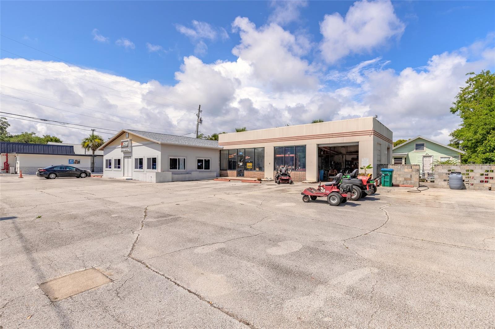 Photo of 600 N DIXIE FREEWAY NEW SMYRNA BEACH FL 32168