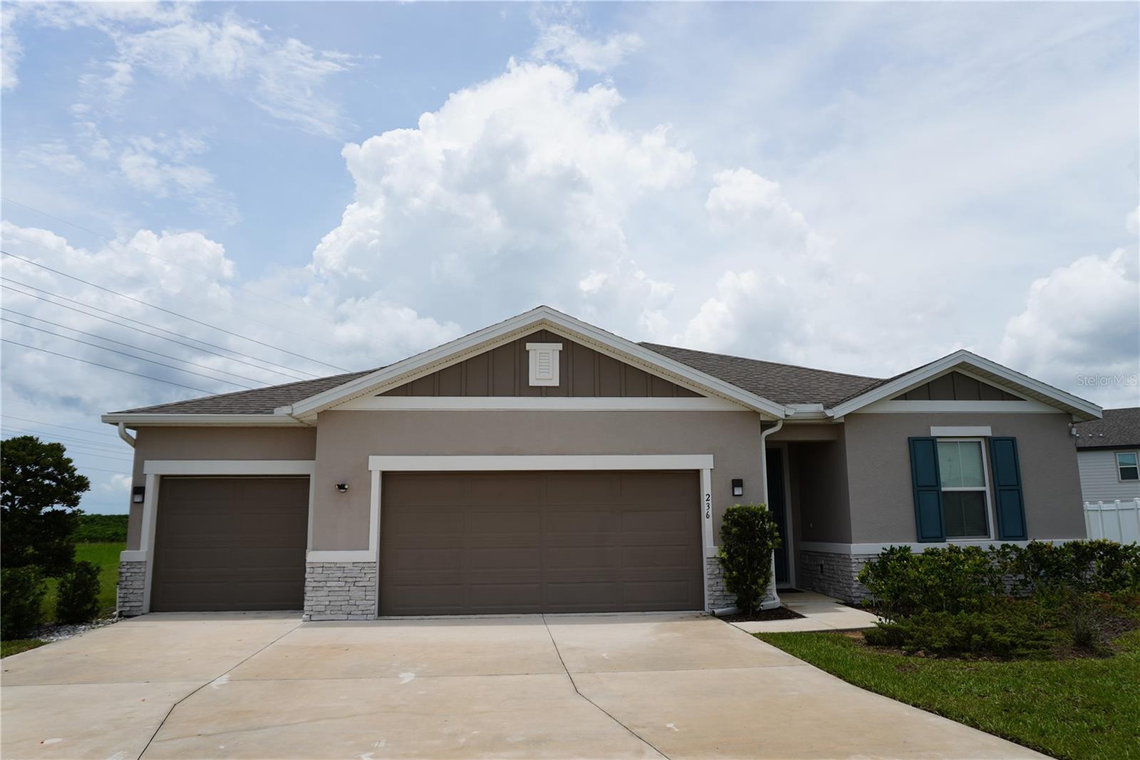 Photo of 236 HILLCREST DRIVE DUNDEE FL 33838