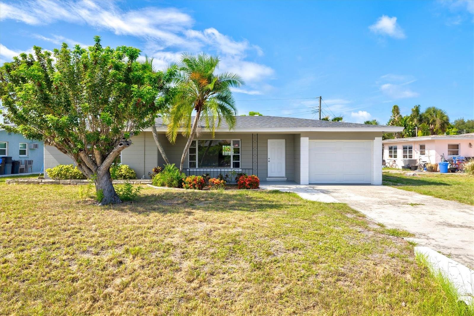 Photo of 106 AURORA STREET VENICE FL 34285
