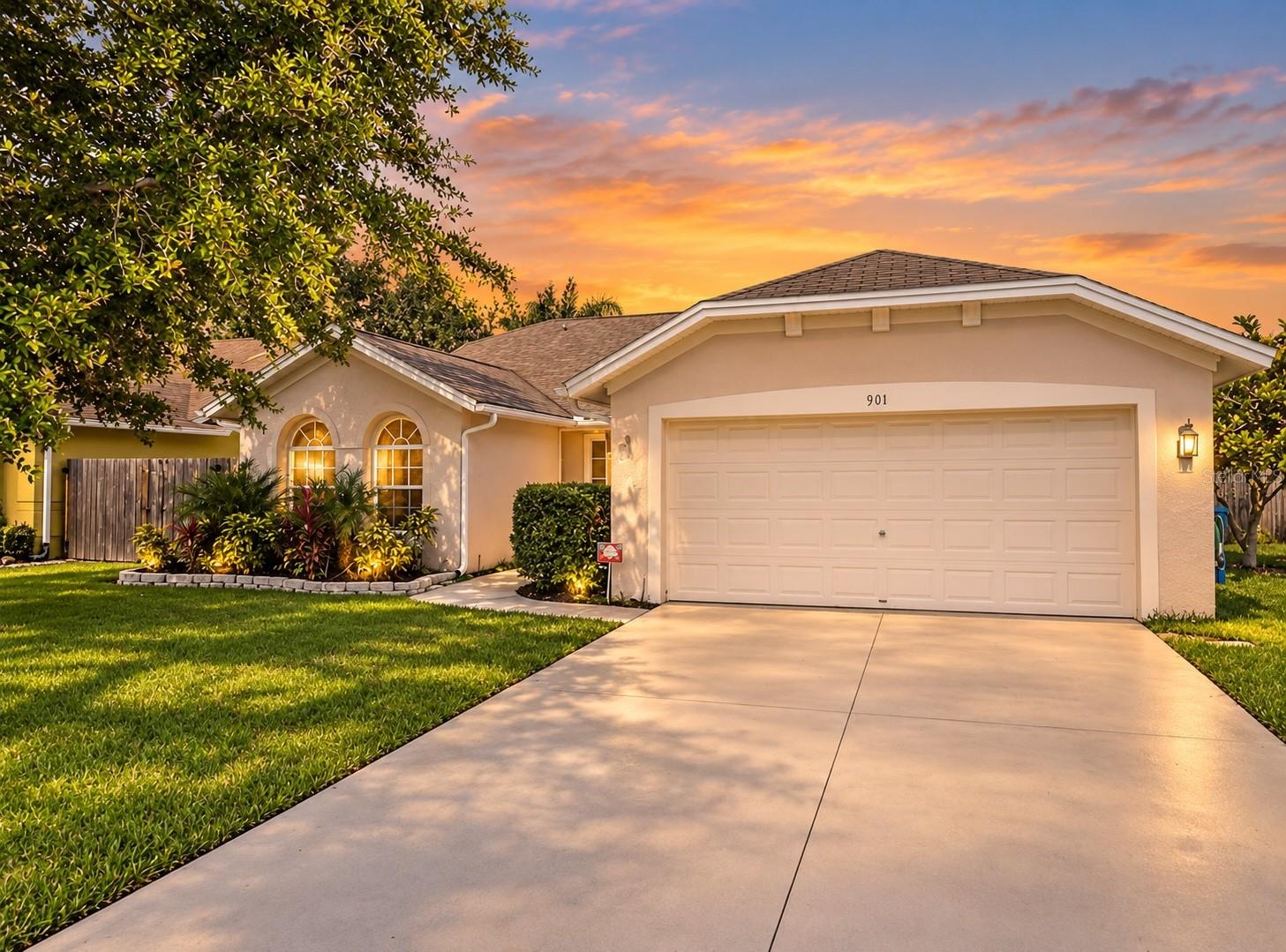 Photo of 908 45TH STREET BRADENTON FL 34208