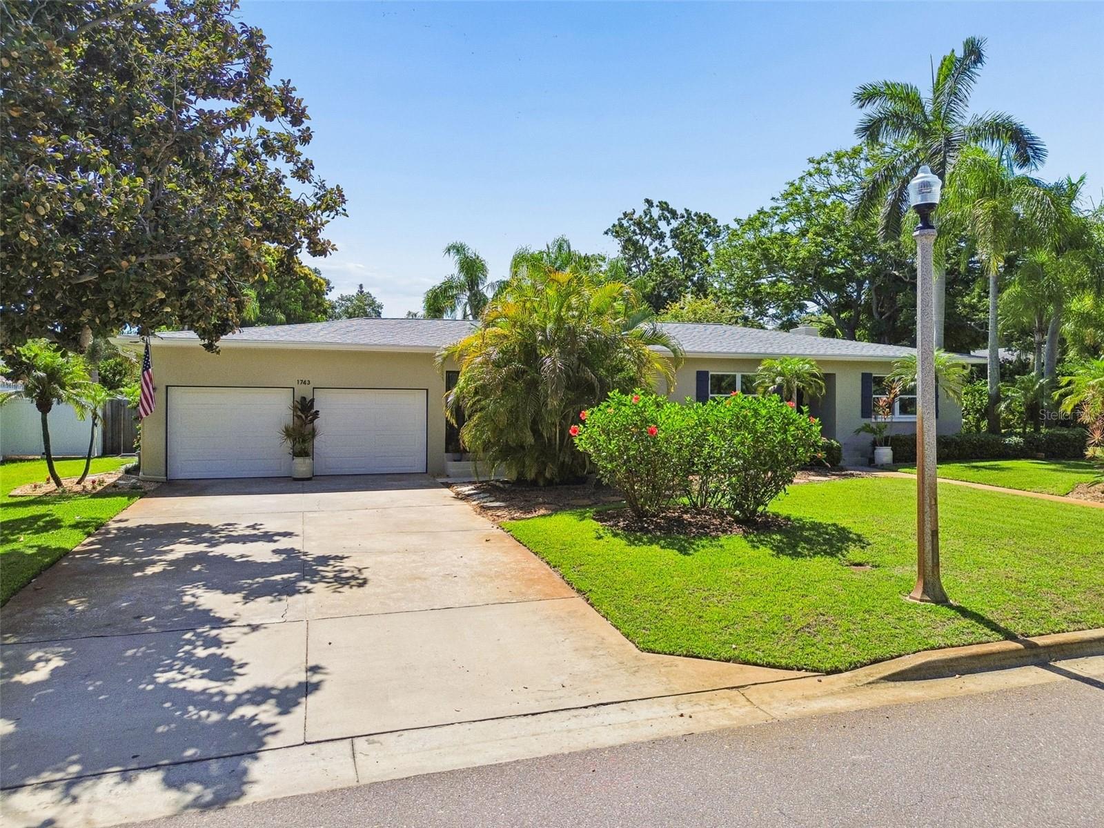 Photo of 1743 EAGLES NEST DRIVE BELLEAIR FL 33756