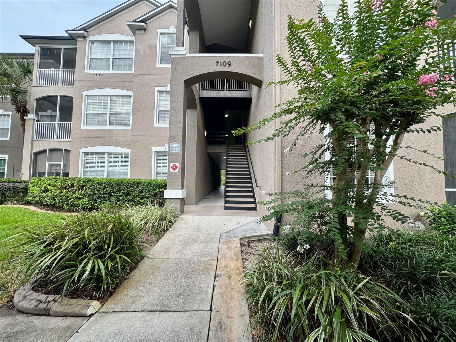 Photo of 7109 YACHT BASIN AVENUE #418 ORLANDO FL 32835