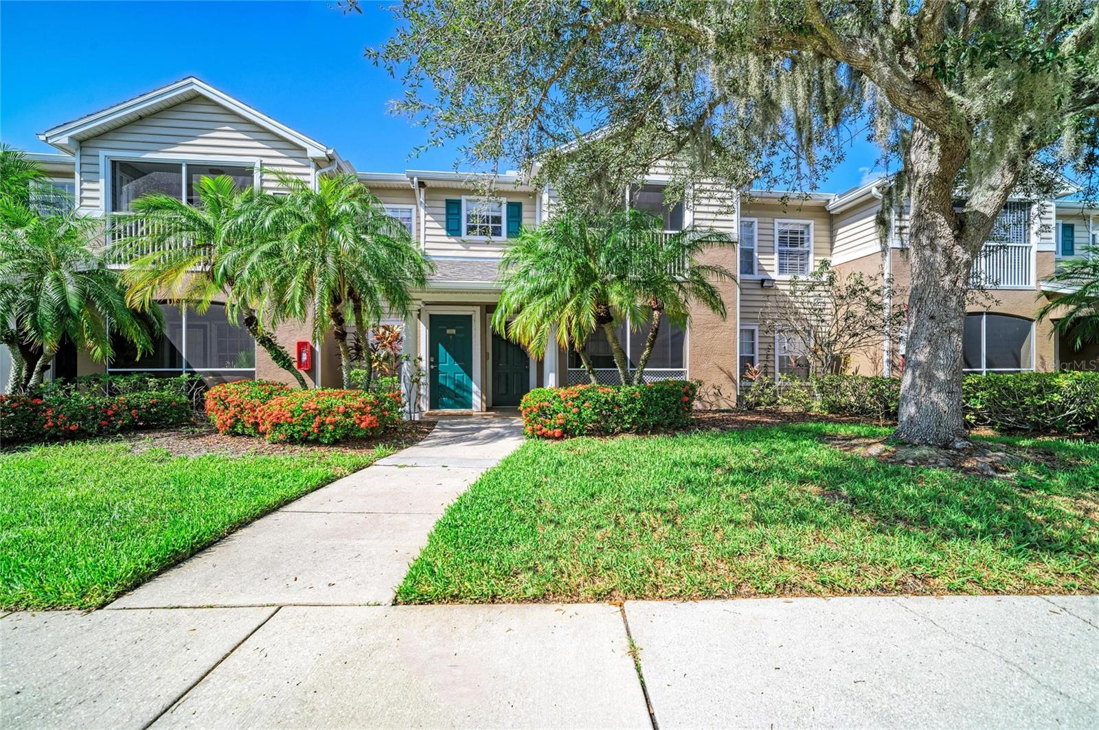 Photo of 8932 MANOR LOOP #102 BRADENTON FL 34202