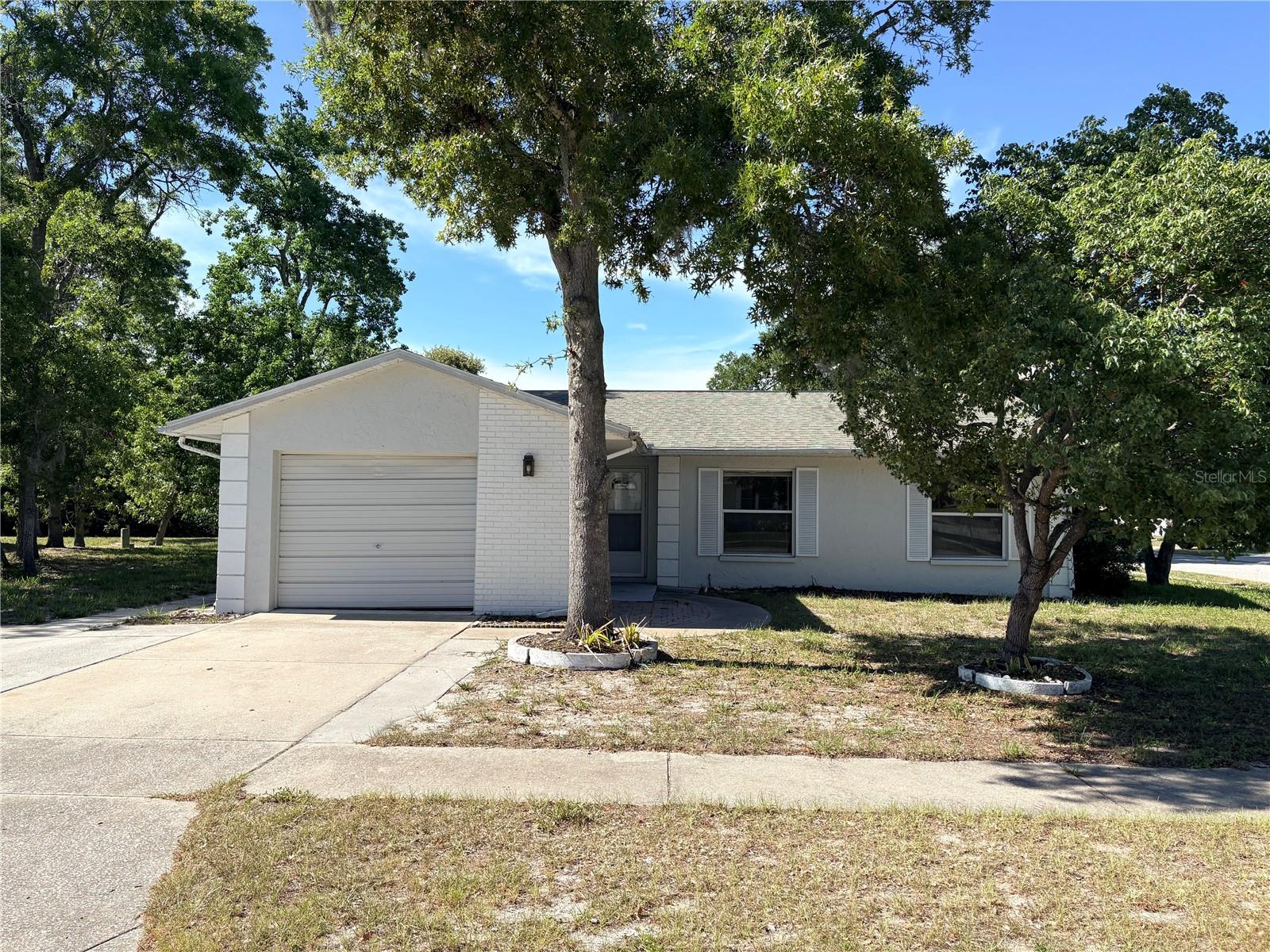 Photo of 8907 WAYWARD CIRCLE HUDSON FL 34667