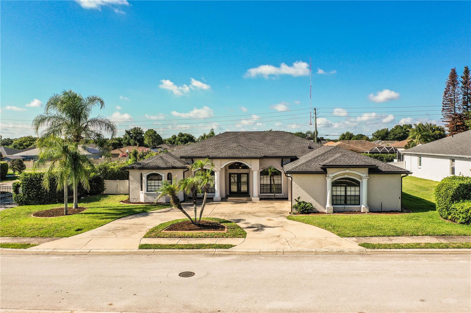 Photo of 2205 CHESTERFIELD CIRCLE LAKELAND FL 33813