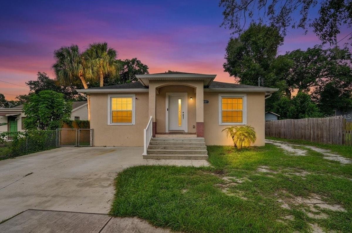Photo of 1607 E LINEBAUGH AVENUE TAMPA FL 33612