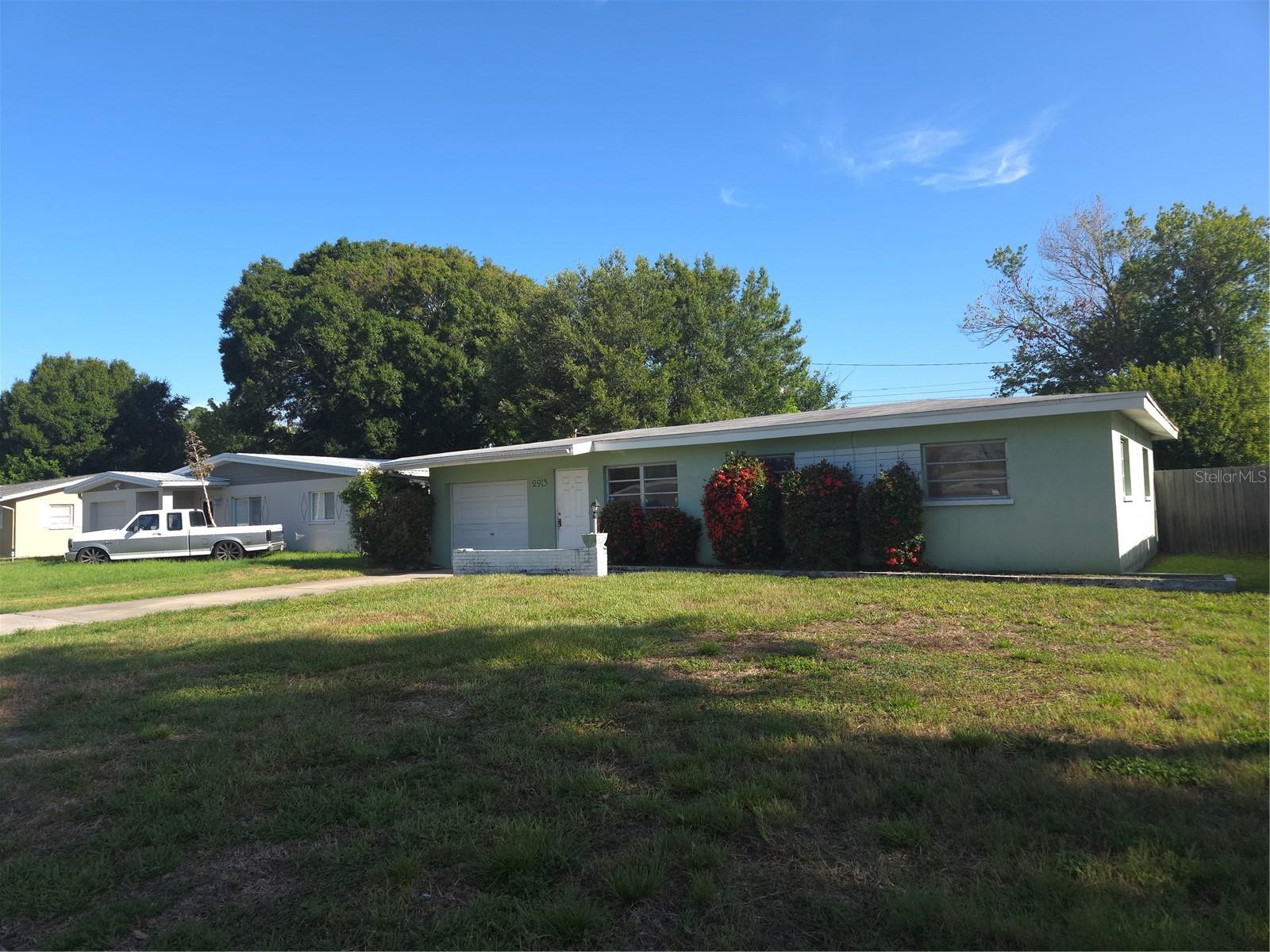 Photo of 2913 ENGLEWOOD DRIVE LARGO FL 33771