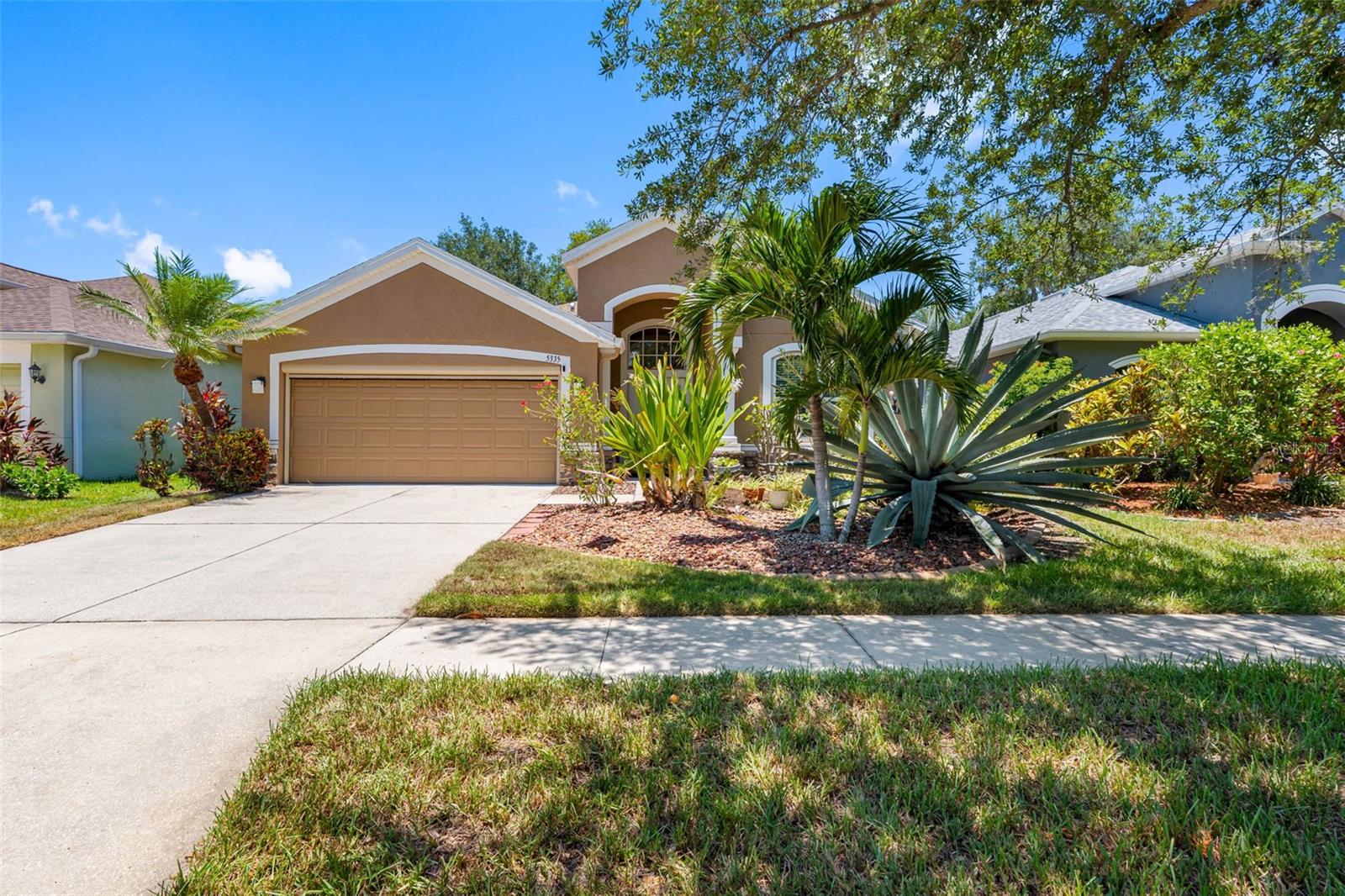 Photo of 5335 CLOVER MIST DRIVE APOLLO BEACH FL 33572