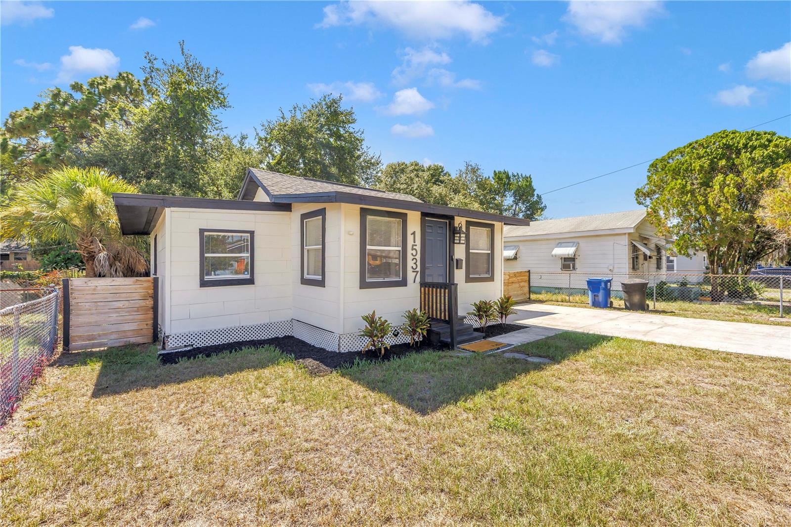 Photo of 1537 39TH STREET ST PETERSBURG FL 33711