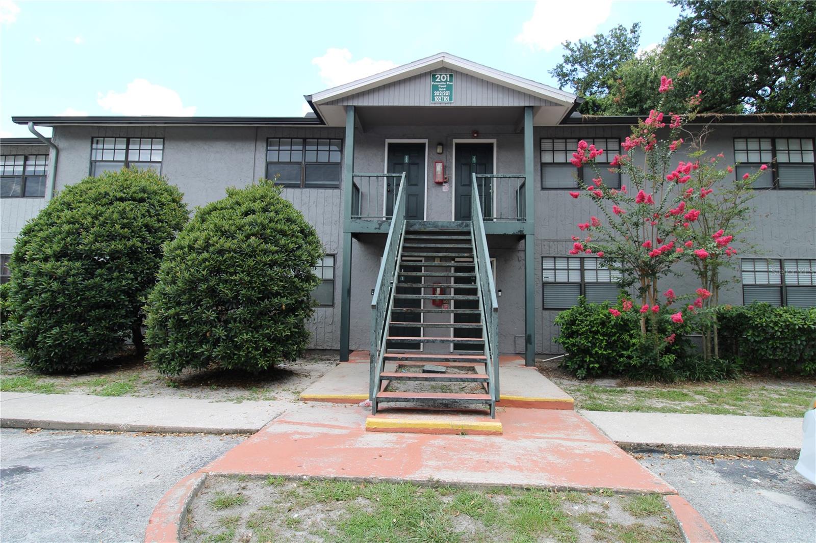 Photo of 201 POINSETTIA PINE COURT #202 TAMPA FL 33612