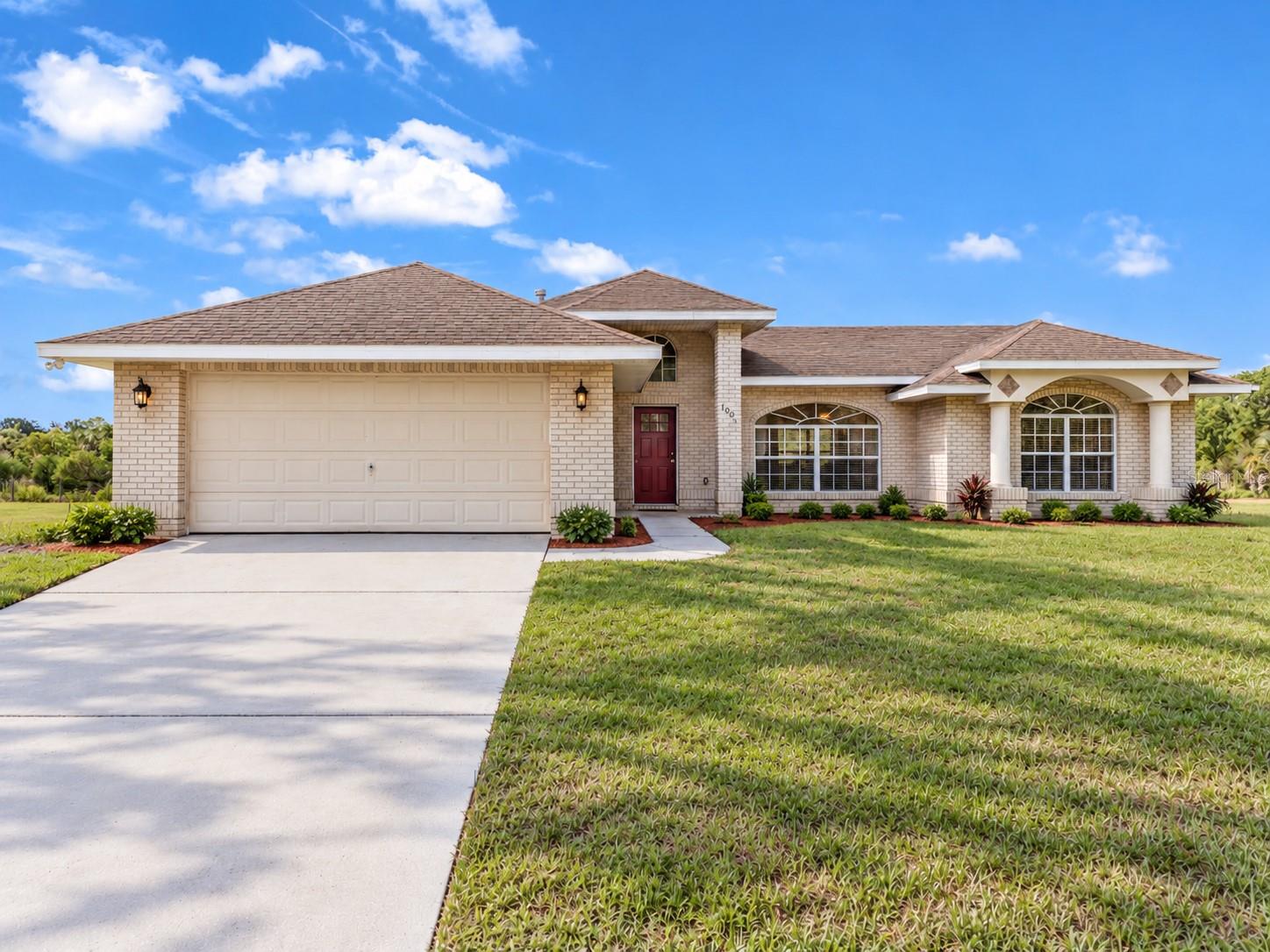 Photo of 1005 WHISPRING CREEK WAY OSTEEN FL 32764