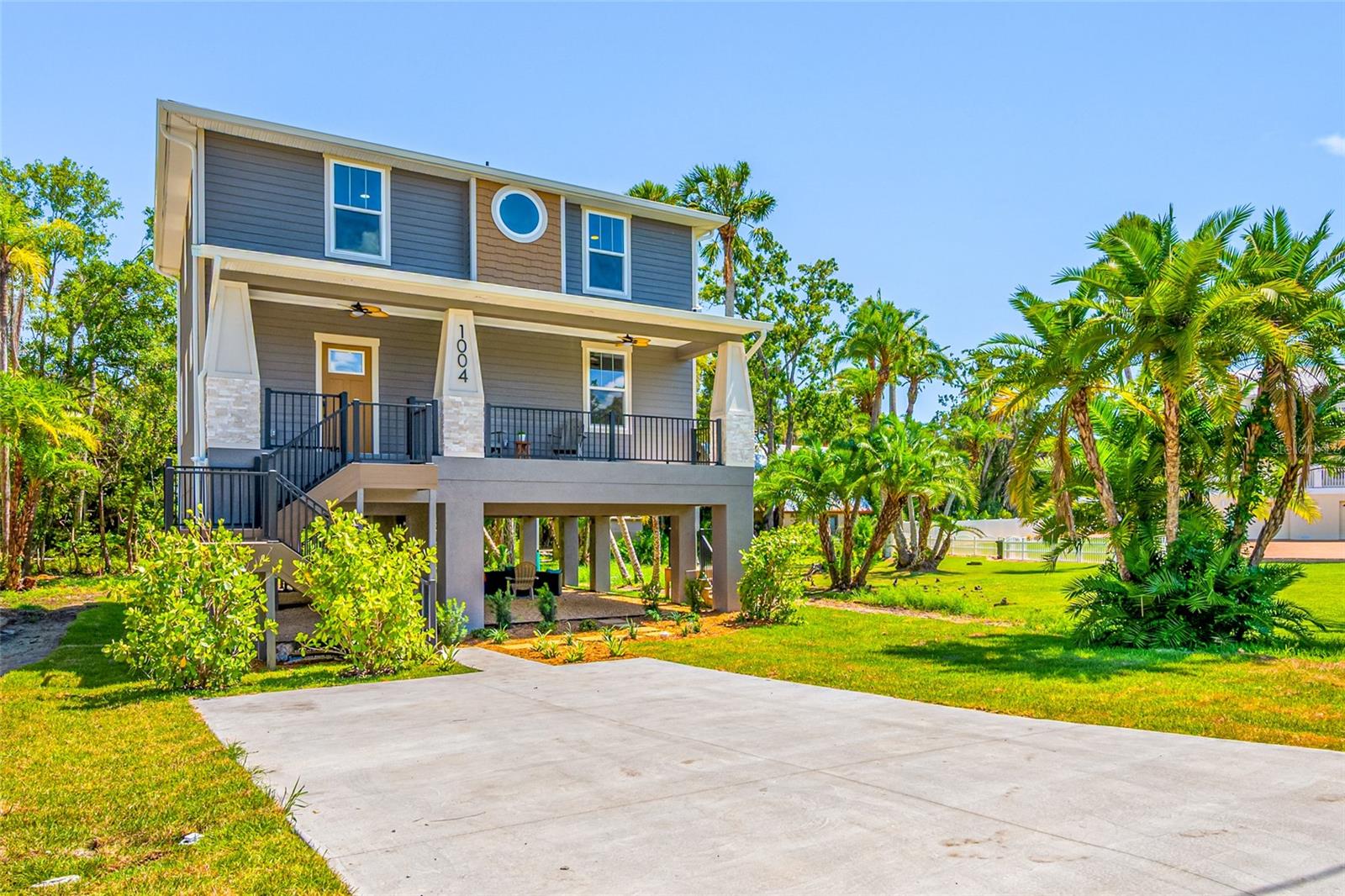 Photo of 1004 W HENRY AVENUE TAMPA FL 33604