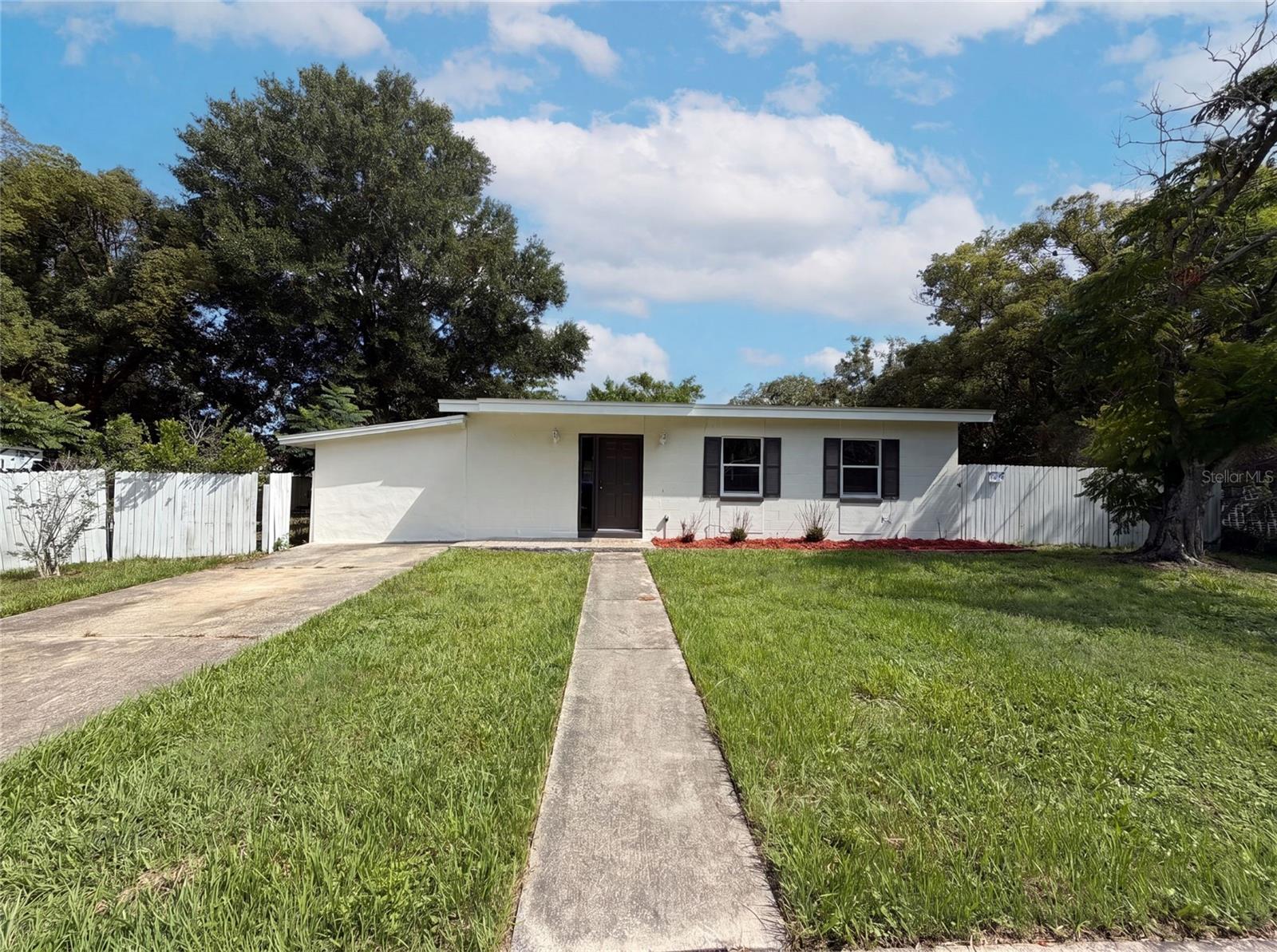 Photo of 1502 DAROCA DRIVE DELTONA FL 32725