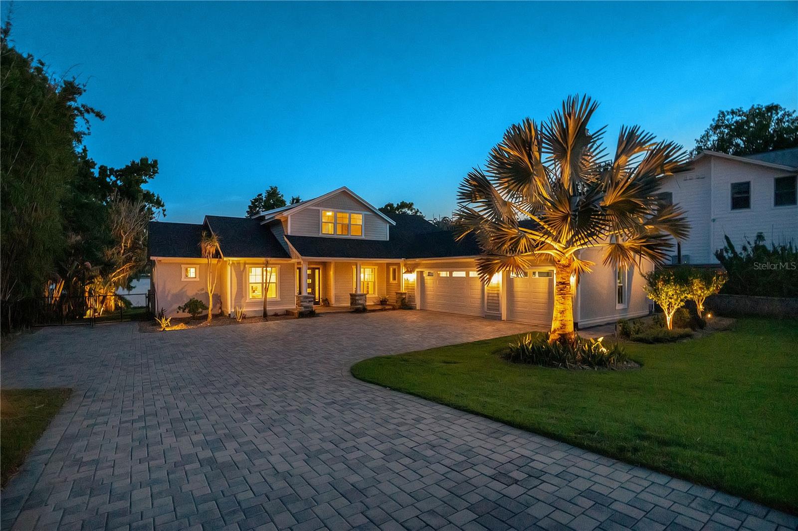 Photo of 600 GATLIN AVENUE ORLANDO FL 32806