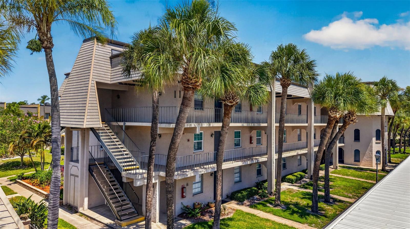 Photo of 8693 BARDMOOR BOULEVARD #301B LARGO FL 33777