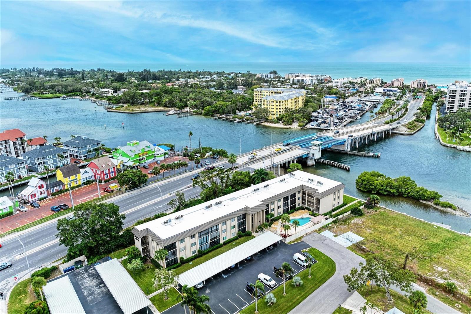 Photo of 6470 HOLLYWOOD BOULEVARD #307 SARASOTA FL 34231
