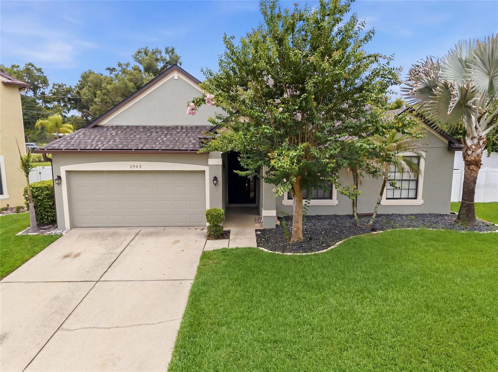 Photo of 1945 ABBEY RIDGE DRIVE DOVER FL 33527