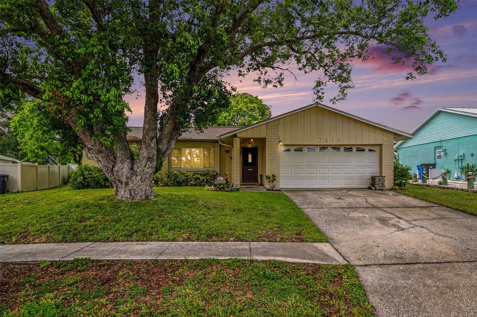 Photo of 2815 LINDEN TREE STREET SEFFNER FL 33584