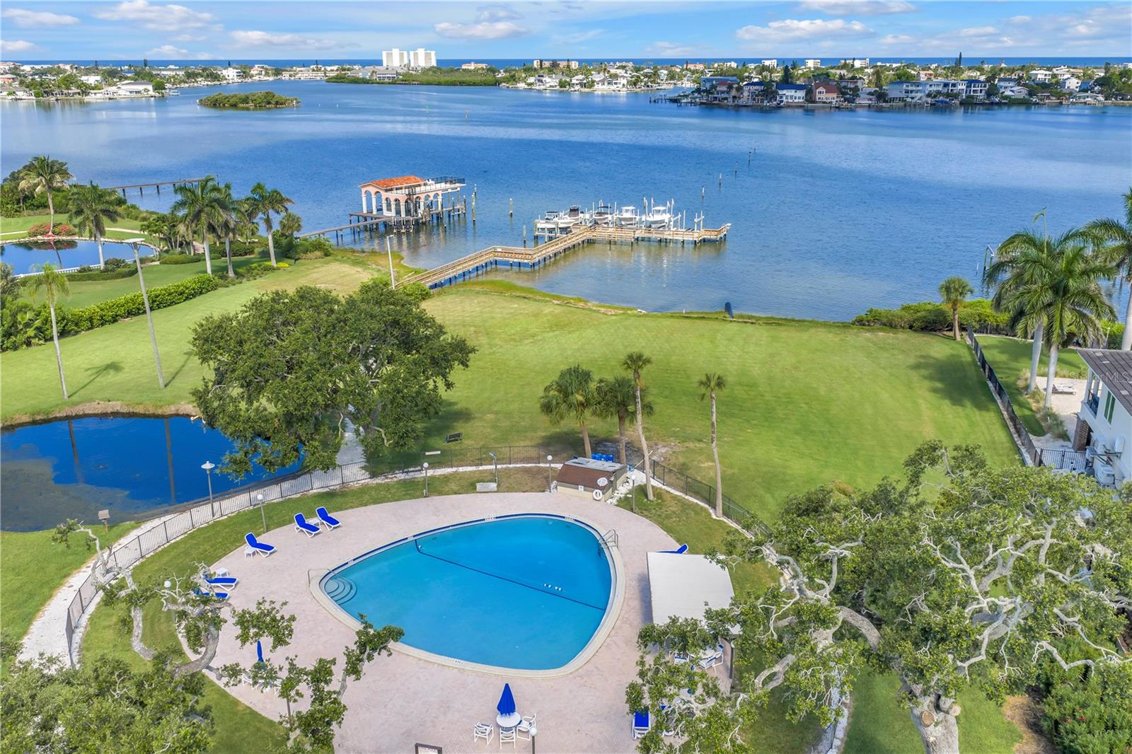 Photo of 13300 INDIAN ROCKS ROAD #103 LARGO FL 33774