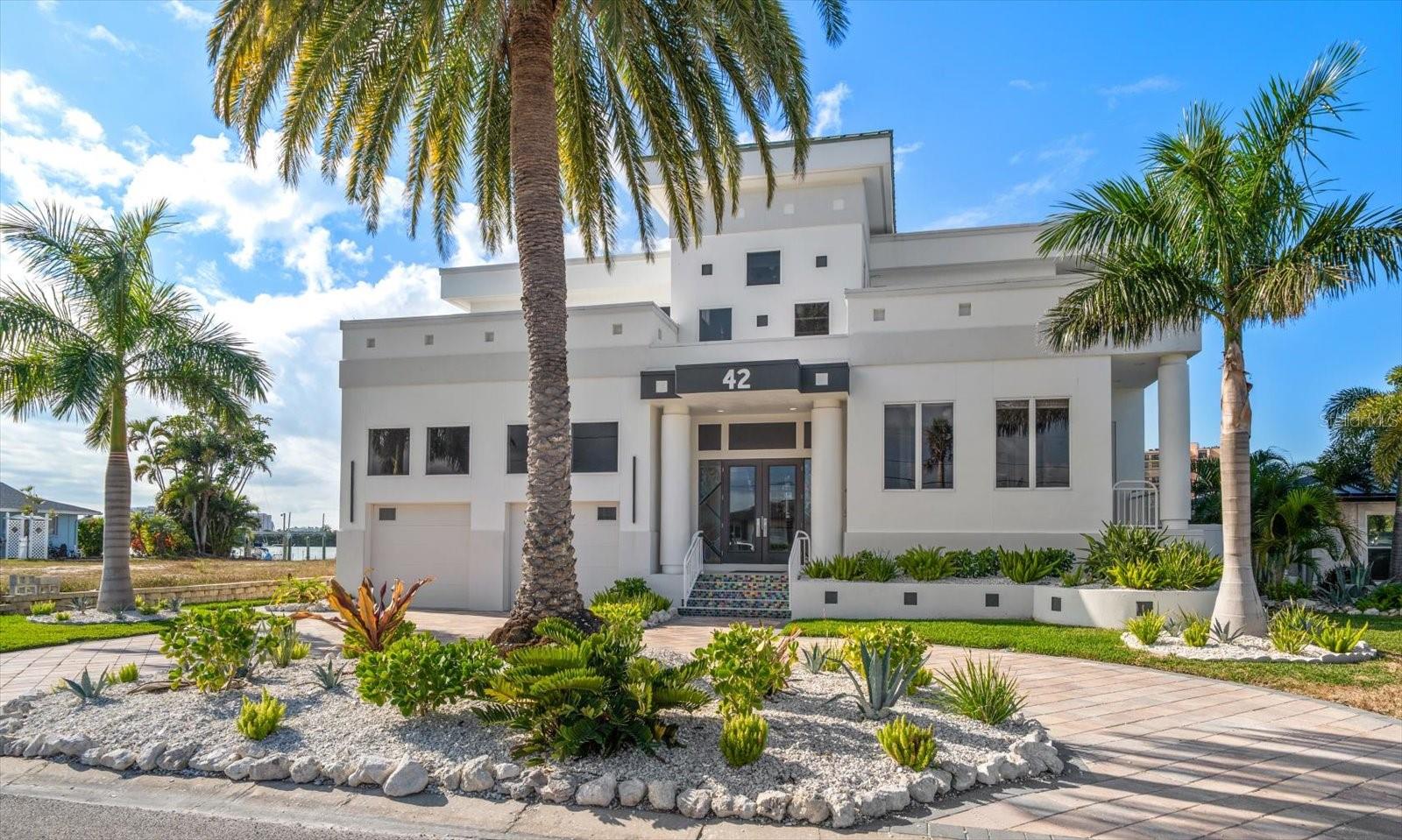 Photo of 42 MIDWAY ISLAND CLEARWATER BEACH FL 33767