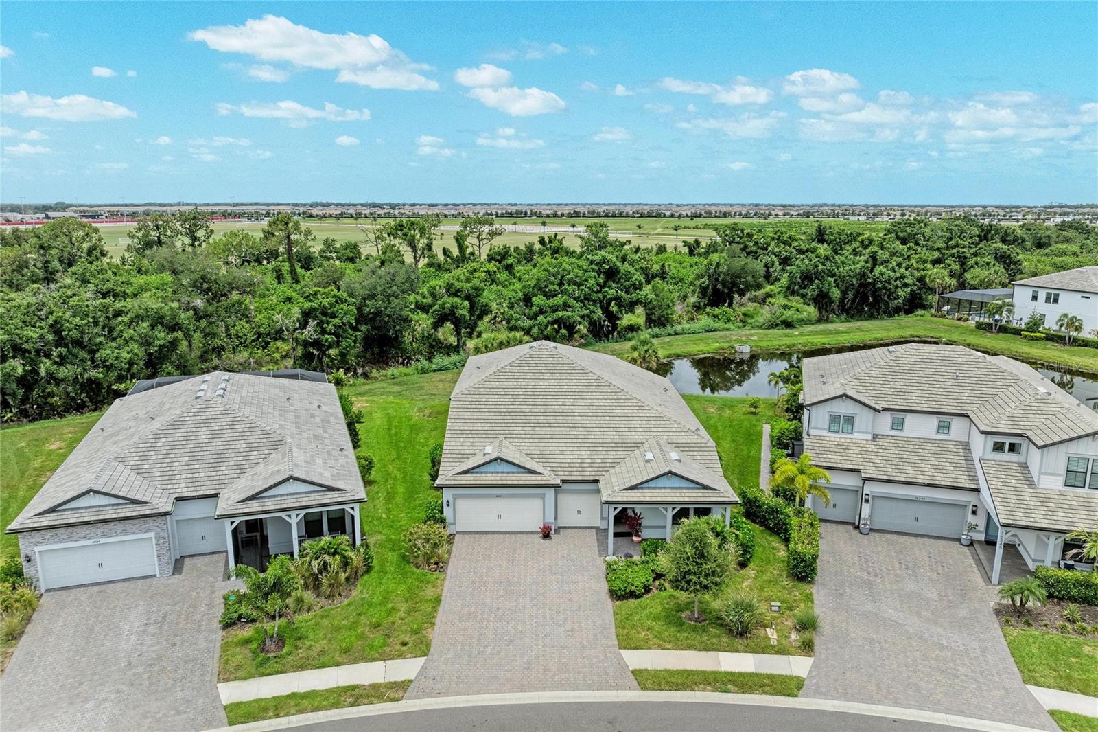 Photo of 16341 HIDDEN OAK LOOP LAKEWOOD RANCH FL 34211