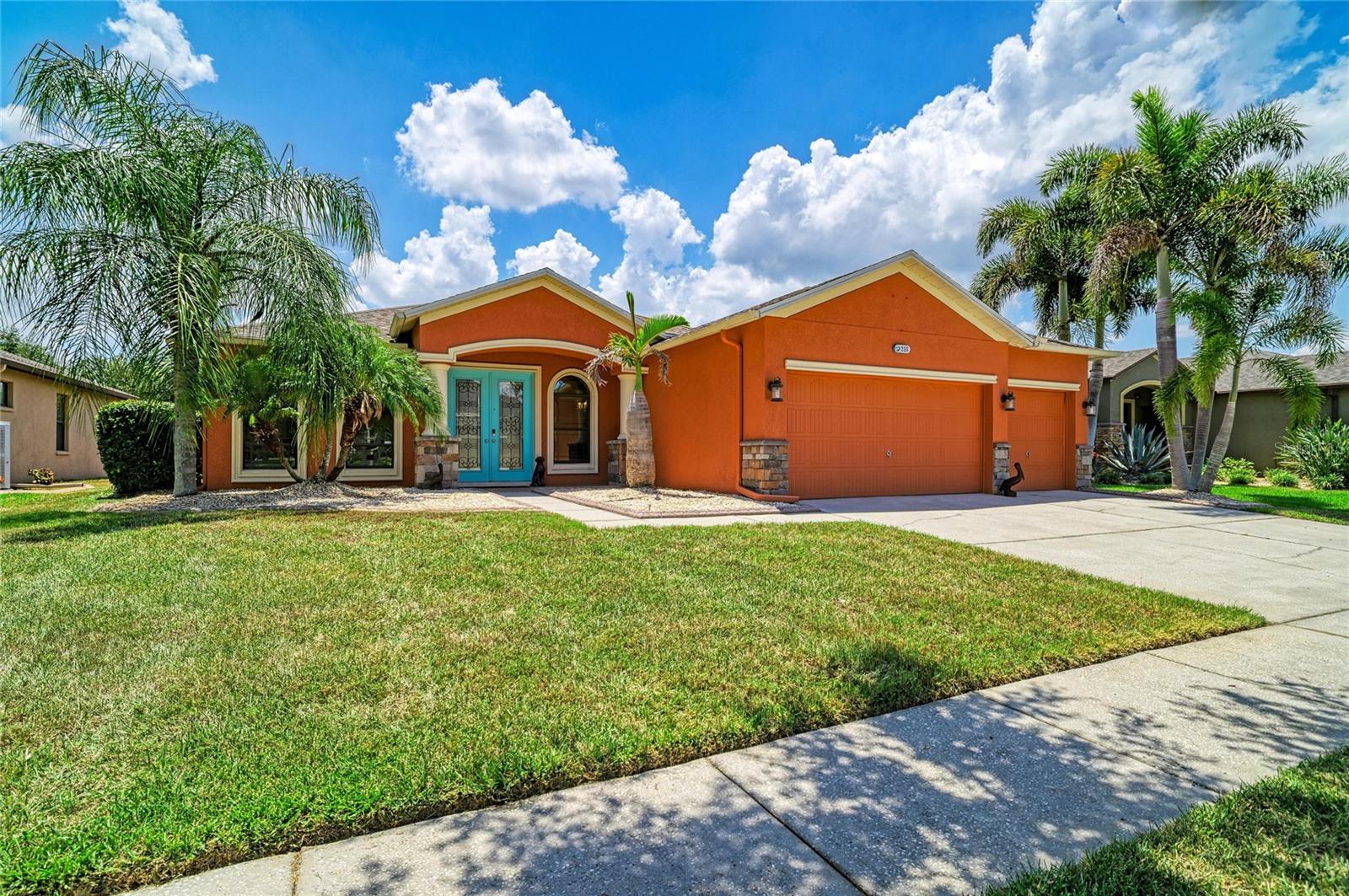 Photo of 316 STAR SHELL DRIVE APOLLO BEACH FL 33572