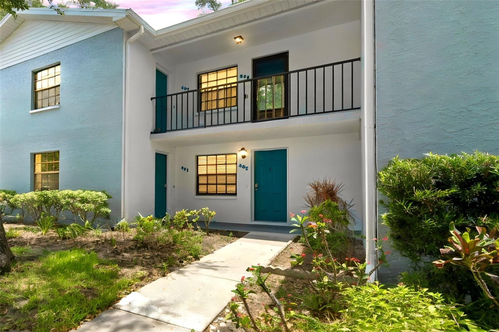 Photo of 11800 PARK BOULEVARD #401 SEMINOLE FL 33772