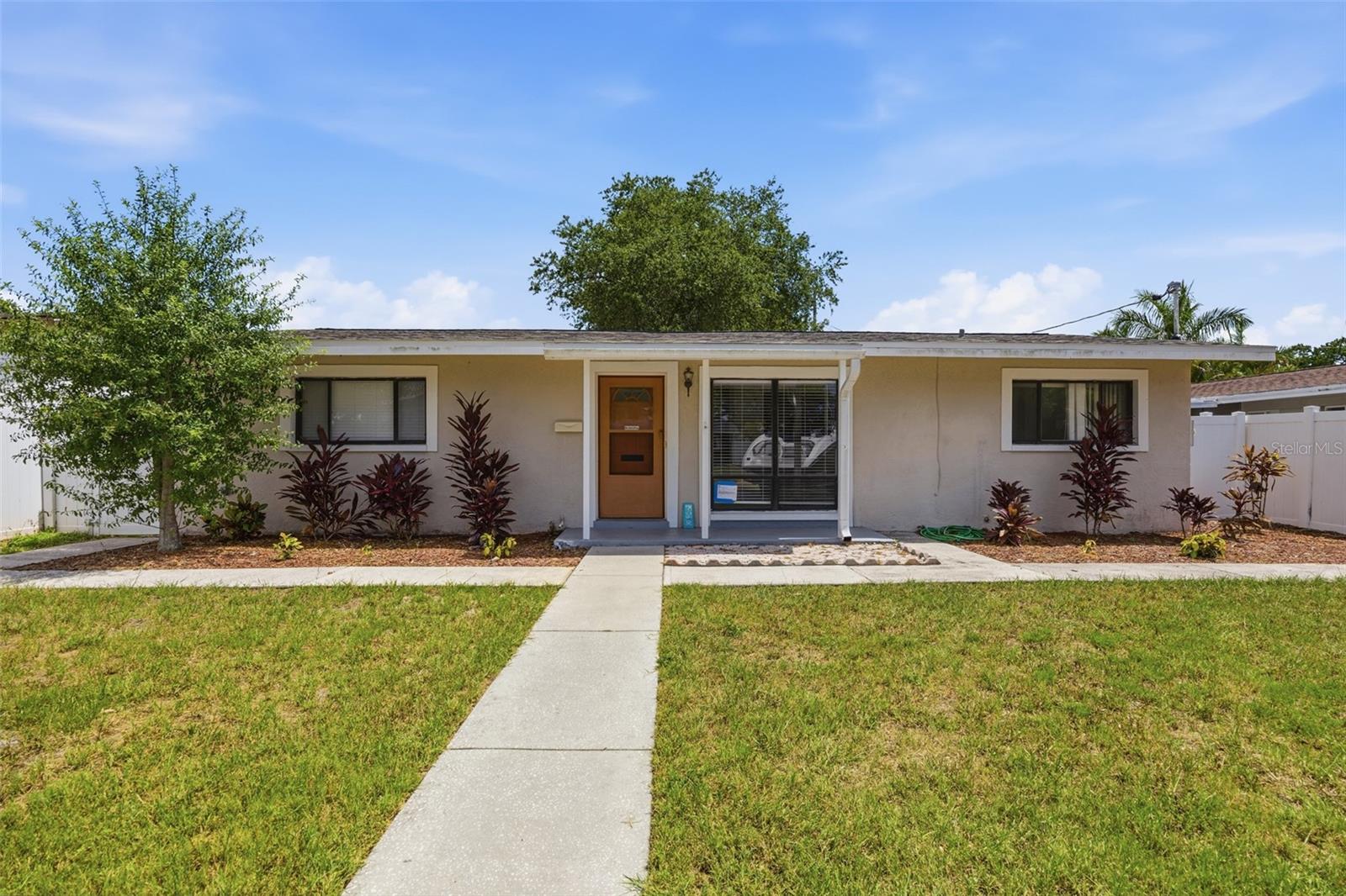 Photo of 410 42ND AVENUE ST PETERSBURG FL 33703
