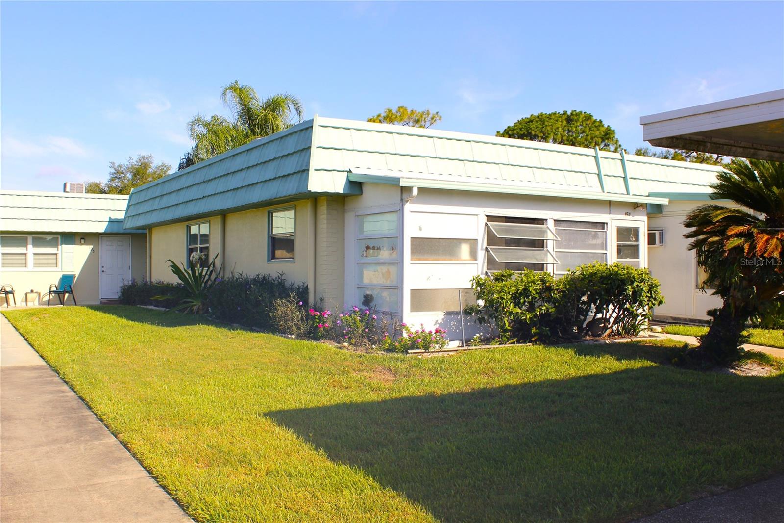Photo of 101 CAMBRIDGE TRAIL #194 SUN CITY CENTER FL 33573