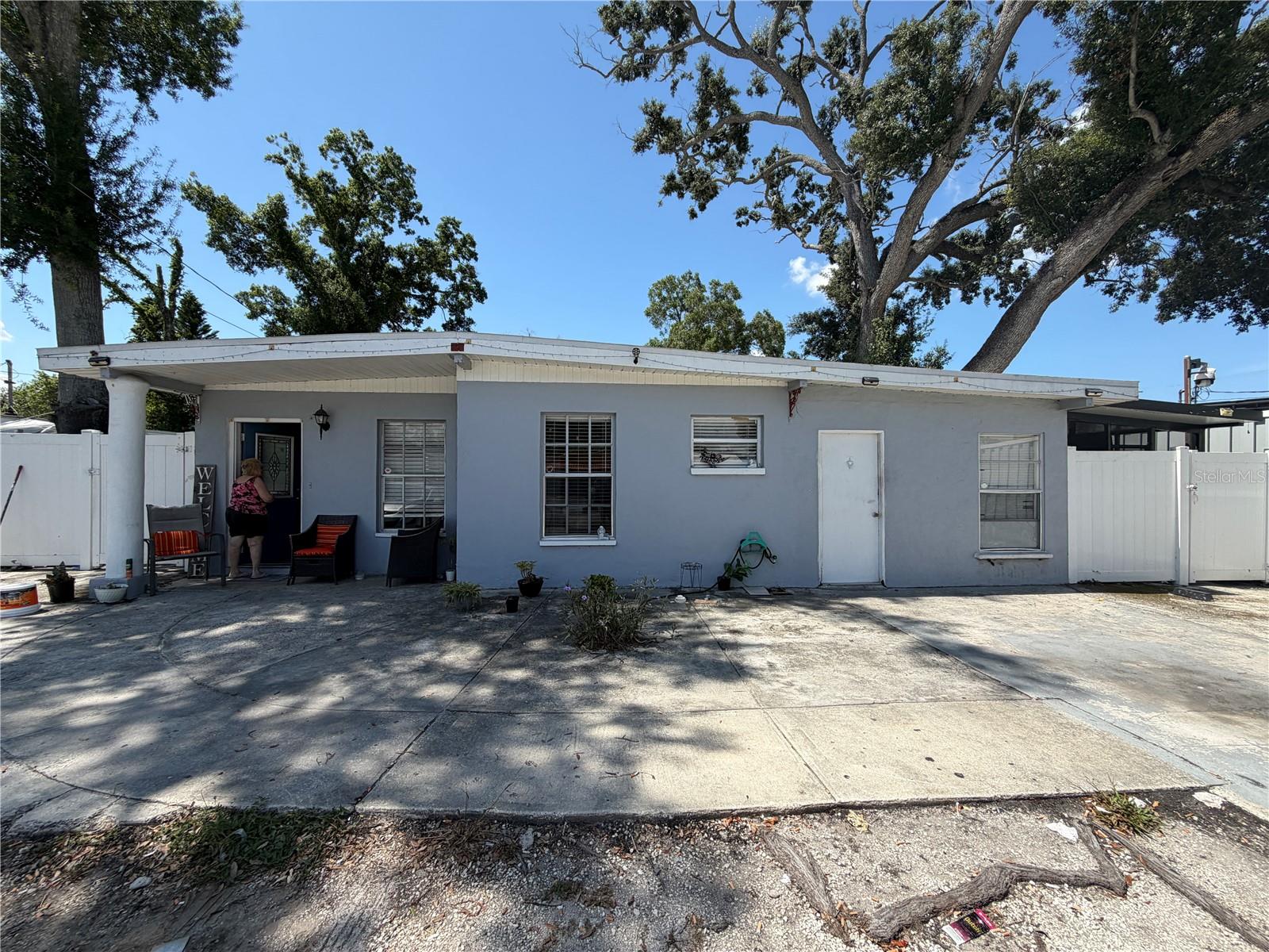 Photo of 2318 W POWHATAN AVENUE TAMPA FL 33603