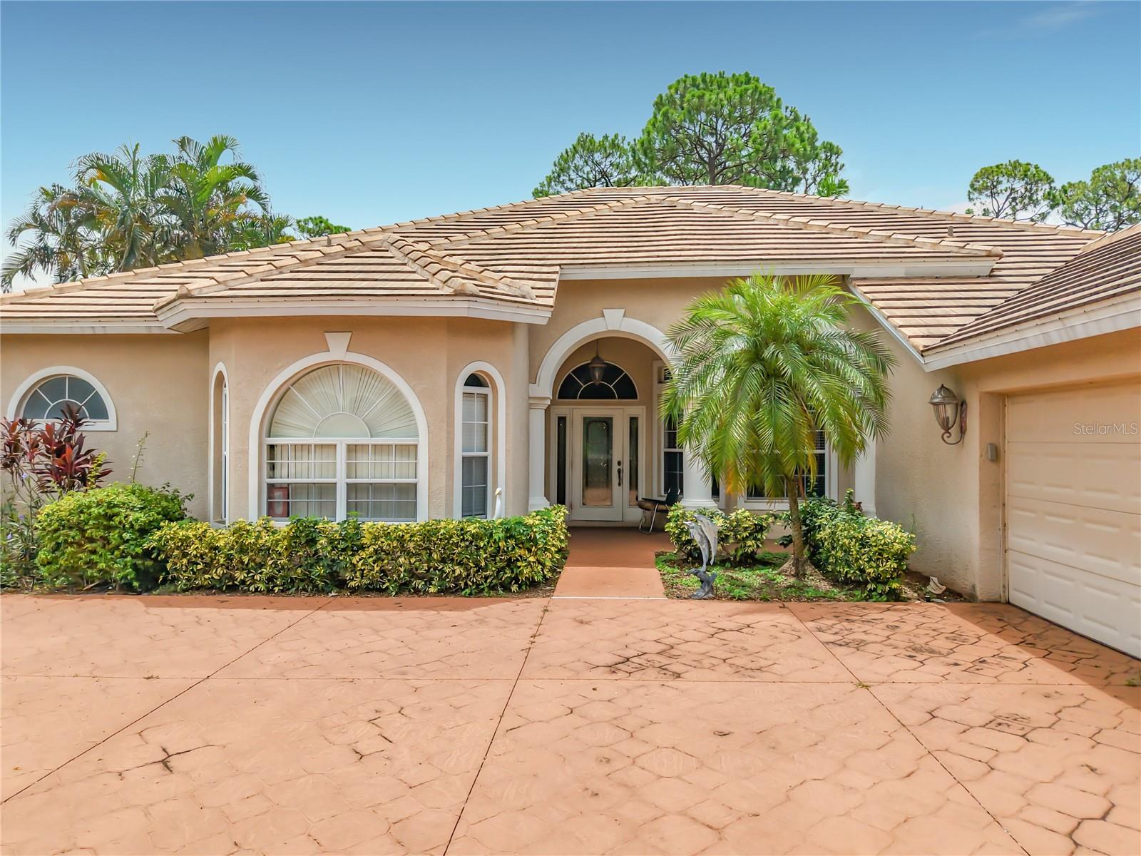 Photo of 2221 OXFORD RIDGE CIRCLE LEHIGH ACRES FL 33973