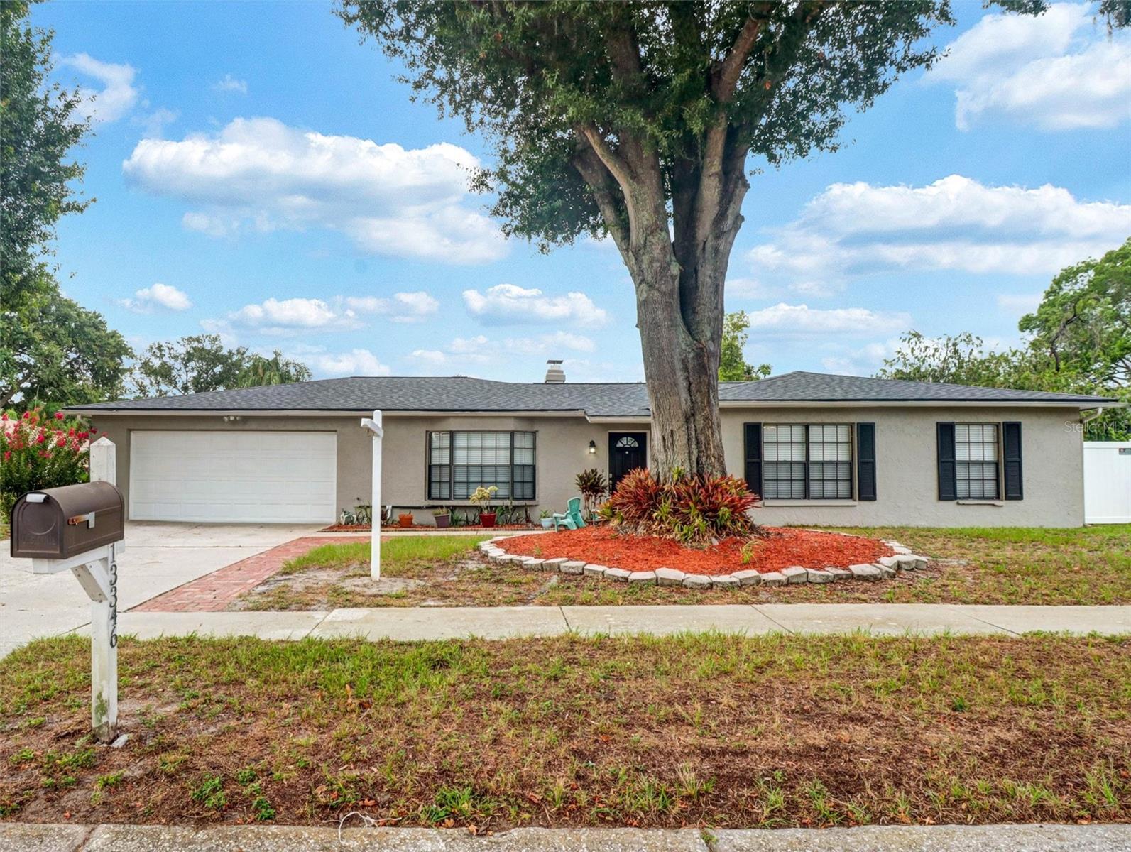 Photo of 13346 MORAN DRIVE TAMPA FL 33618