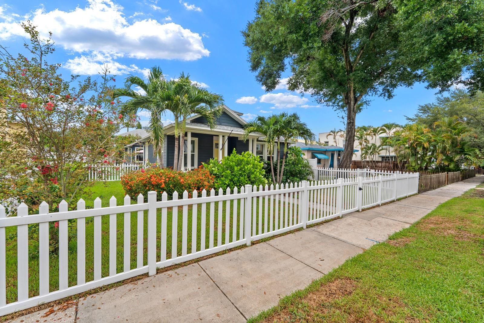 Photo of 1028 5TH STREET ST PETERSBURG FL 33701