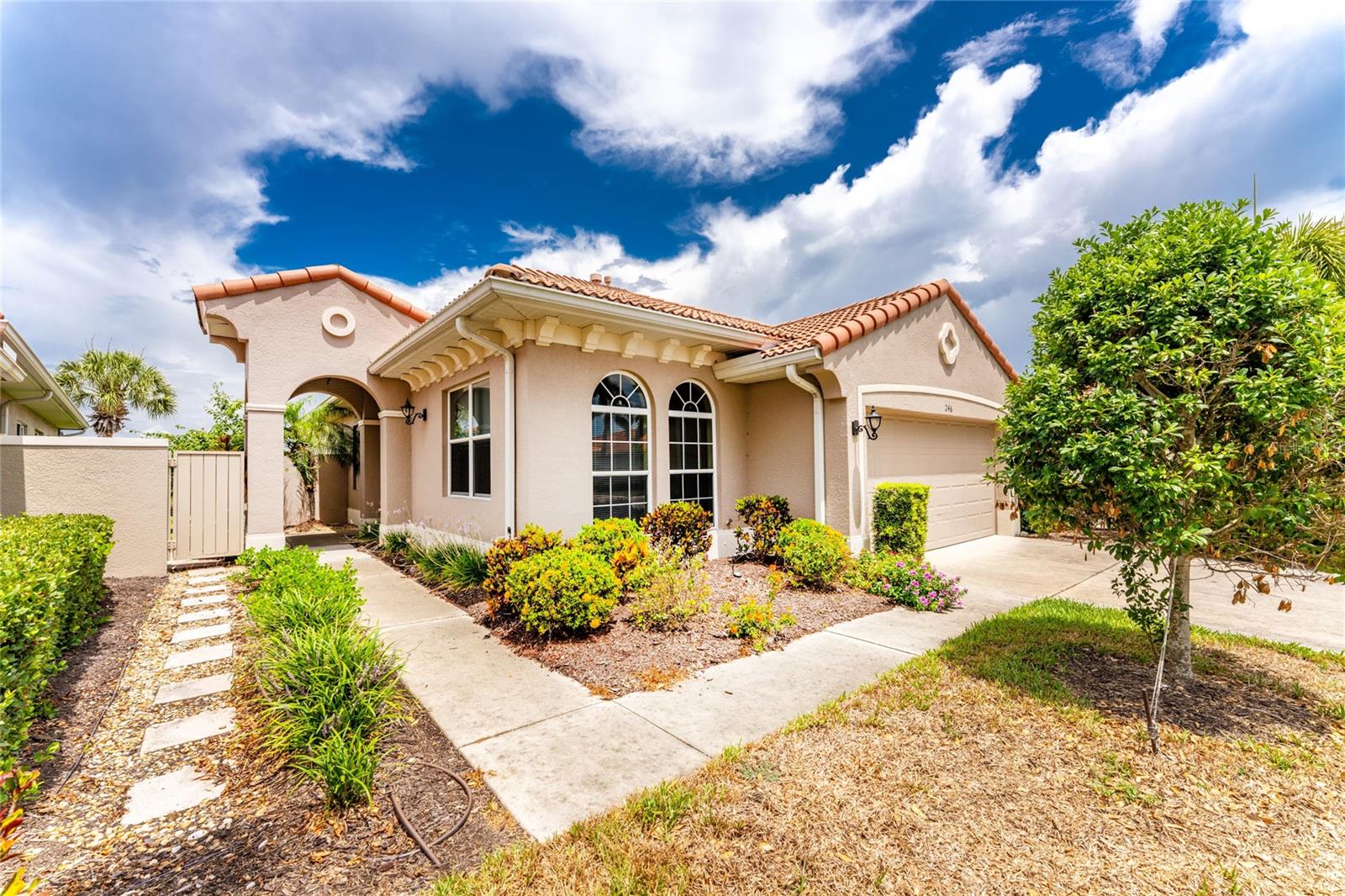 Photo of 246 MESTRE PLACE NORTH VENICE FL 34275
