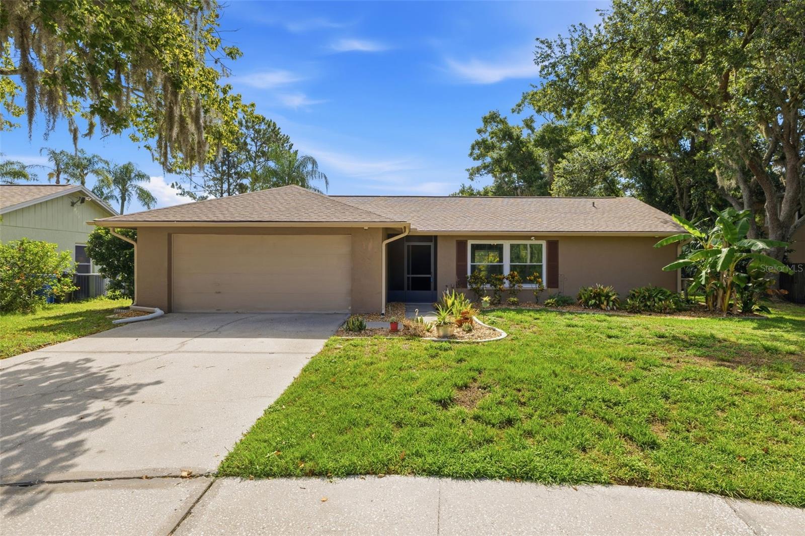 Photo of 14801 PERRIWINKLE PLACE TAMPA FL 33625