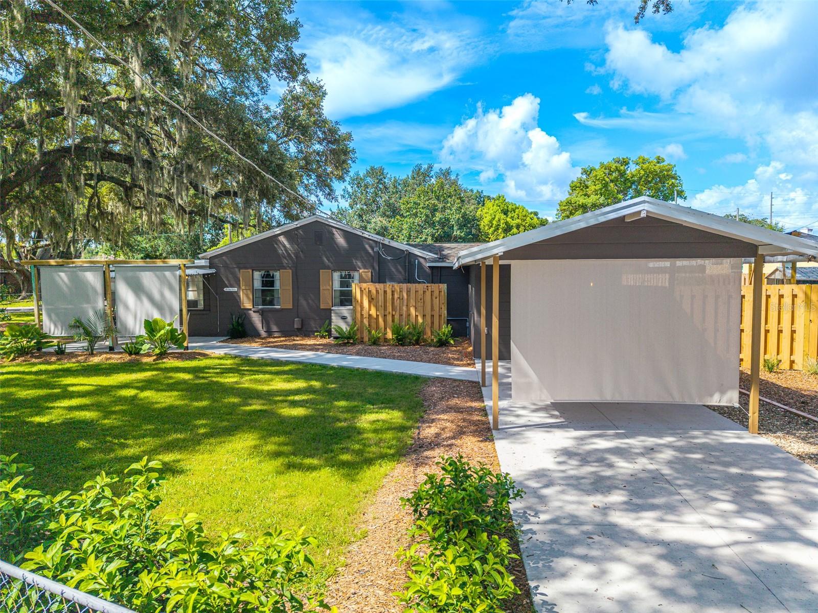 Photo of 310 RICO WAY AUBURNDALE FL 33823