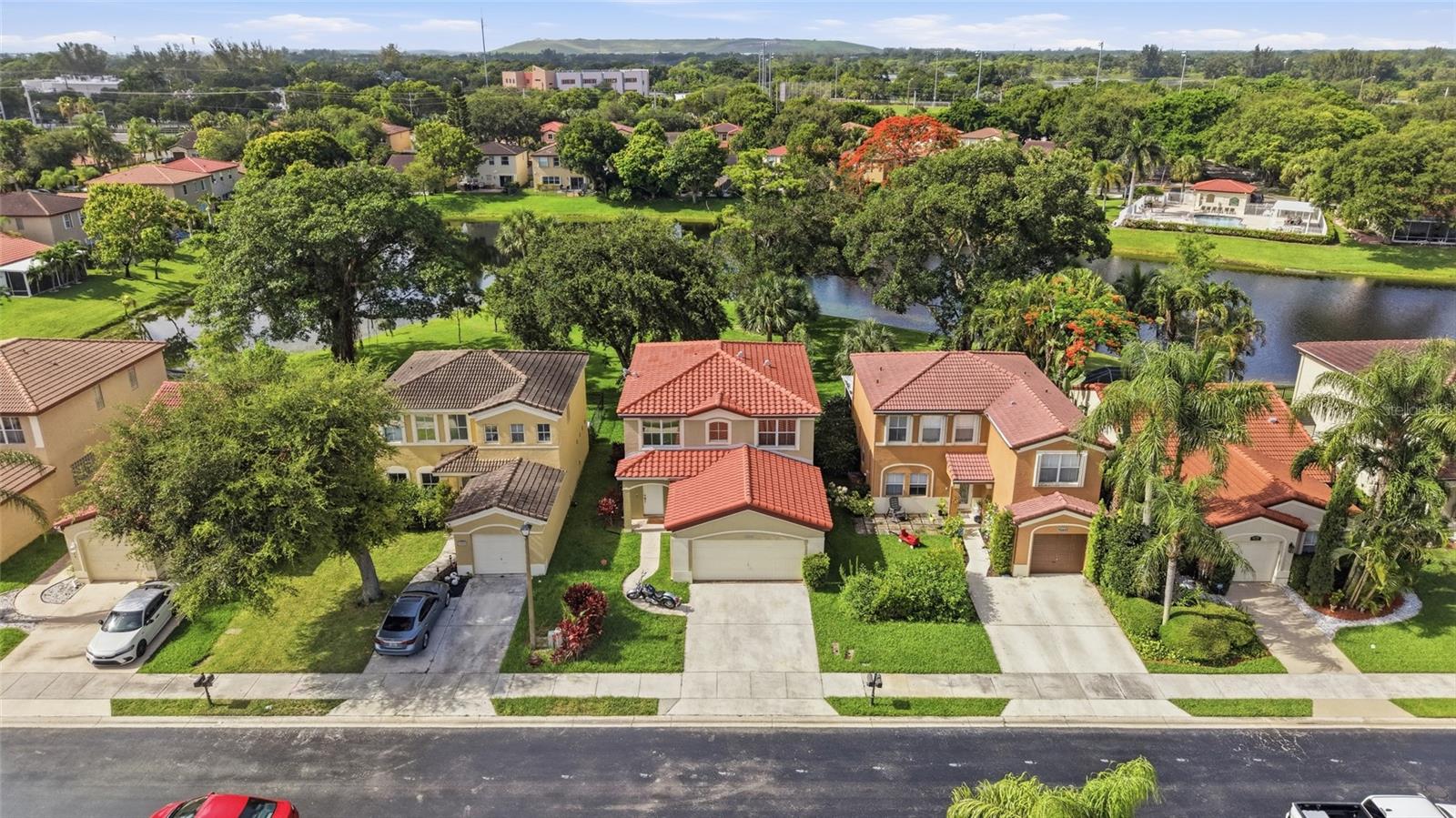 Photo of 4258 NW 1ST DR DEERFIELD BEACH FL 33442