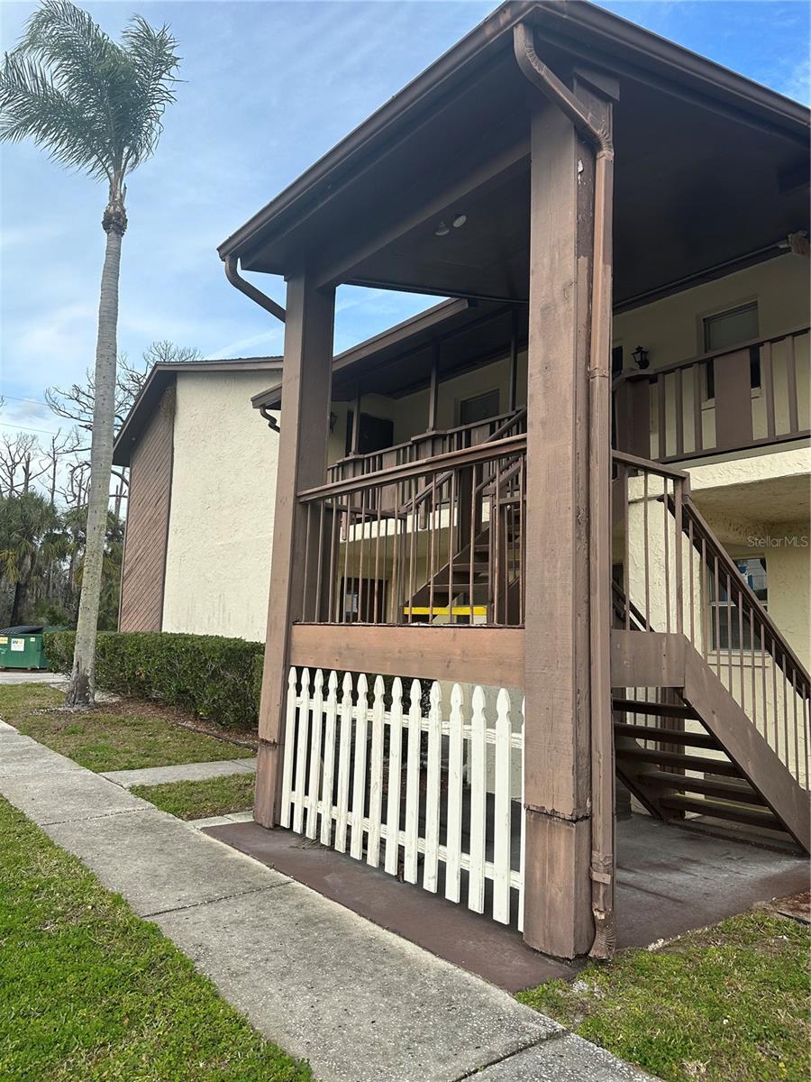 Photo of 8440 OLD POST ROAD #202 PORT RICHEY FL 34668
