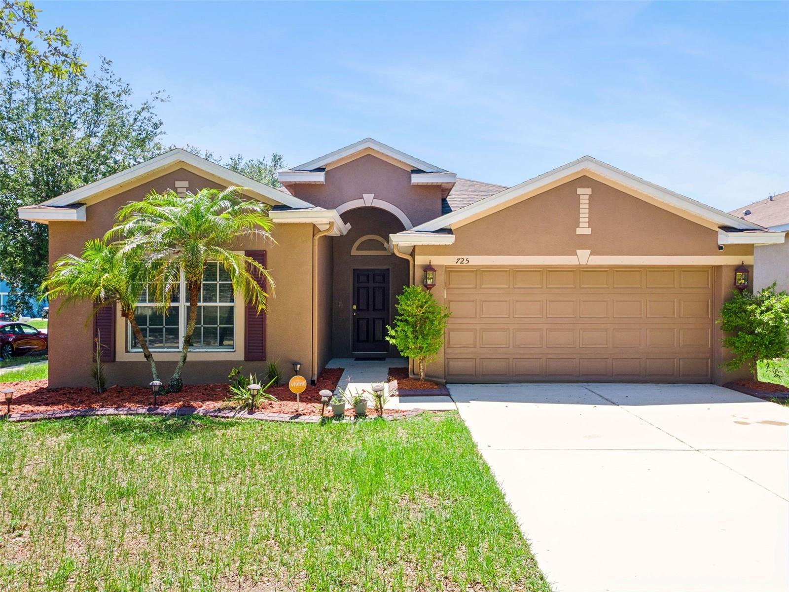 Photo of 725 STAR POINTE DRIVE SEFFNER FL 33584