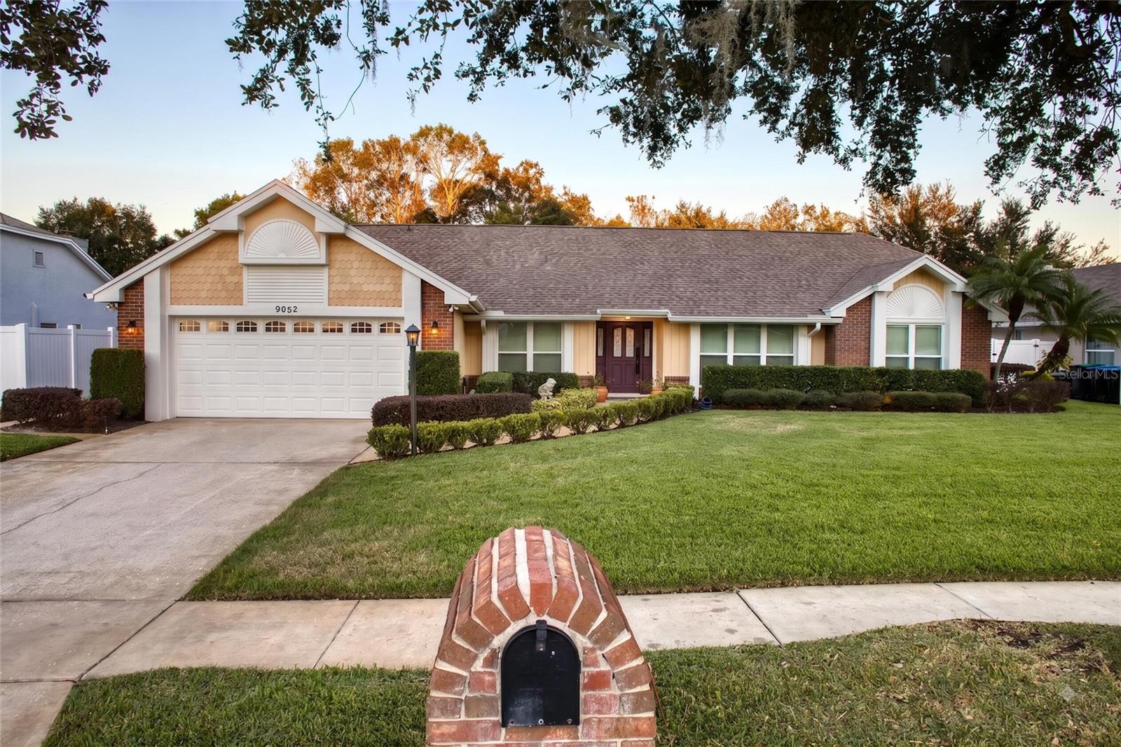 Photo of 9052 PALOS VERDE DRIVE ORLANDO FL 32825