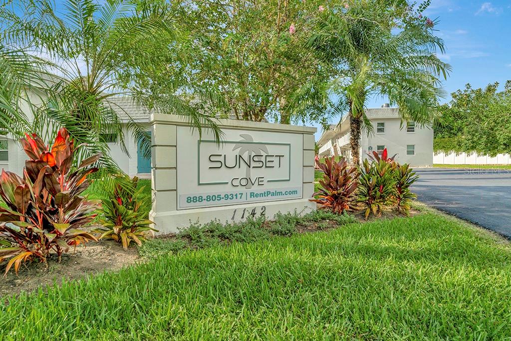 Photo of 1142 SUNSET POINT ROAD CLEARWATER FL 33755