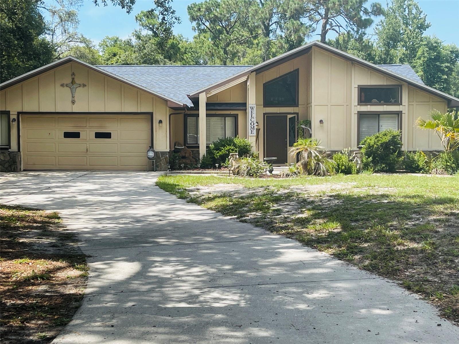Photo of 7151 RED OAK LOOP NEW PORT RICHEY FL 34654