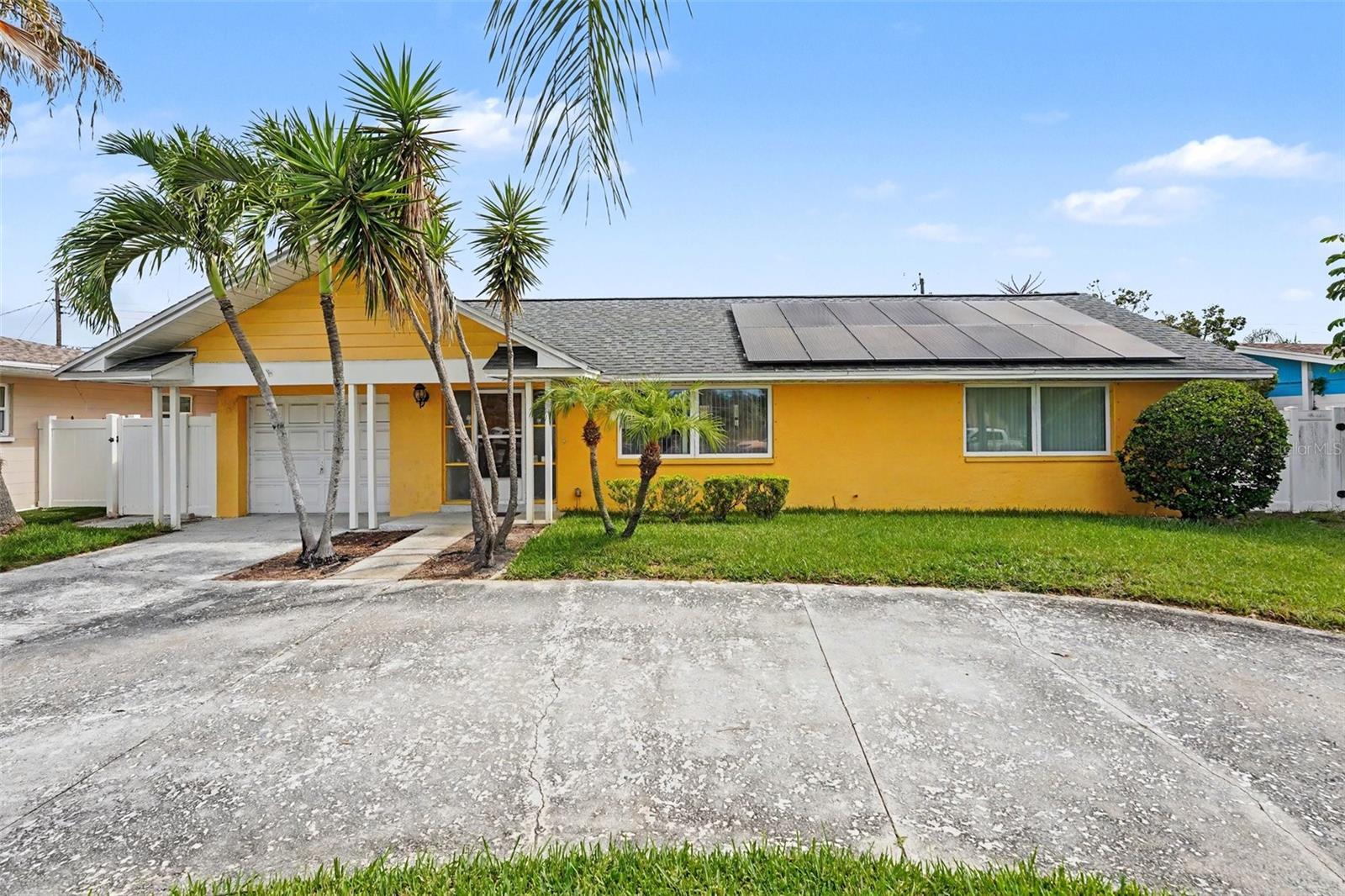 Photo of 12149 PARK BOULEVARD #7 SEMINOLE FL 33772