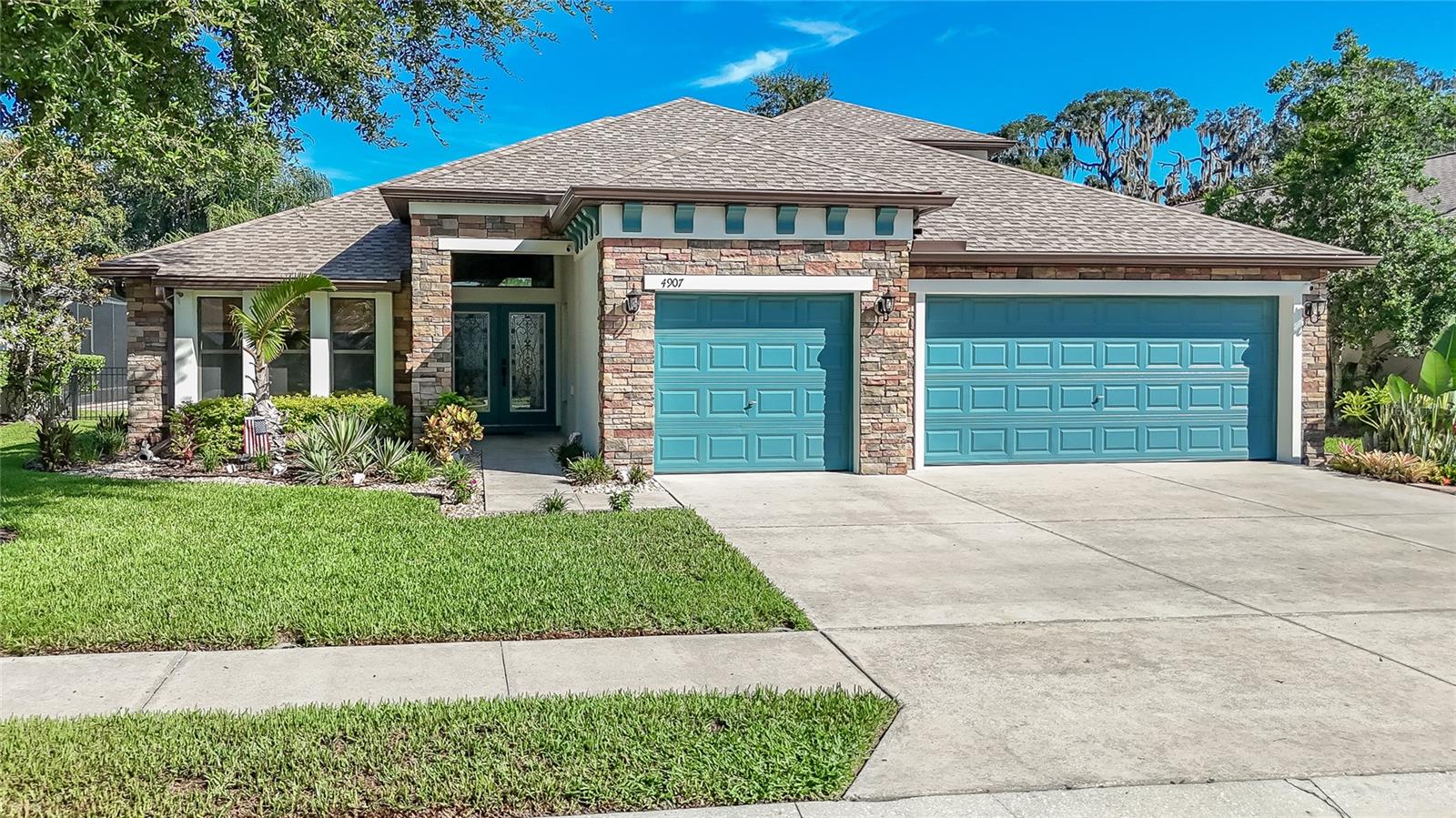 Photo of 4907 POINTE O WOODS DRIVE WESLEY CHAPEL FL 33543
