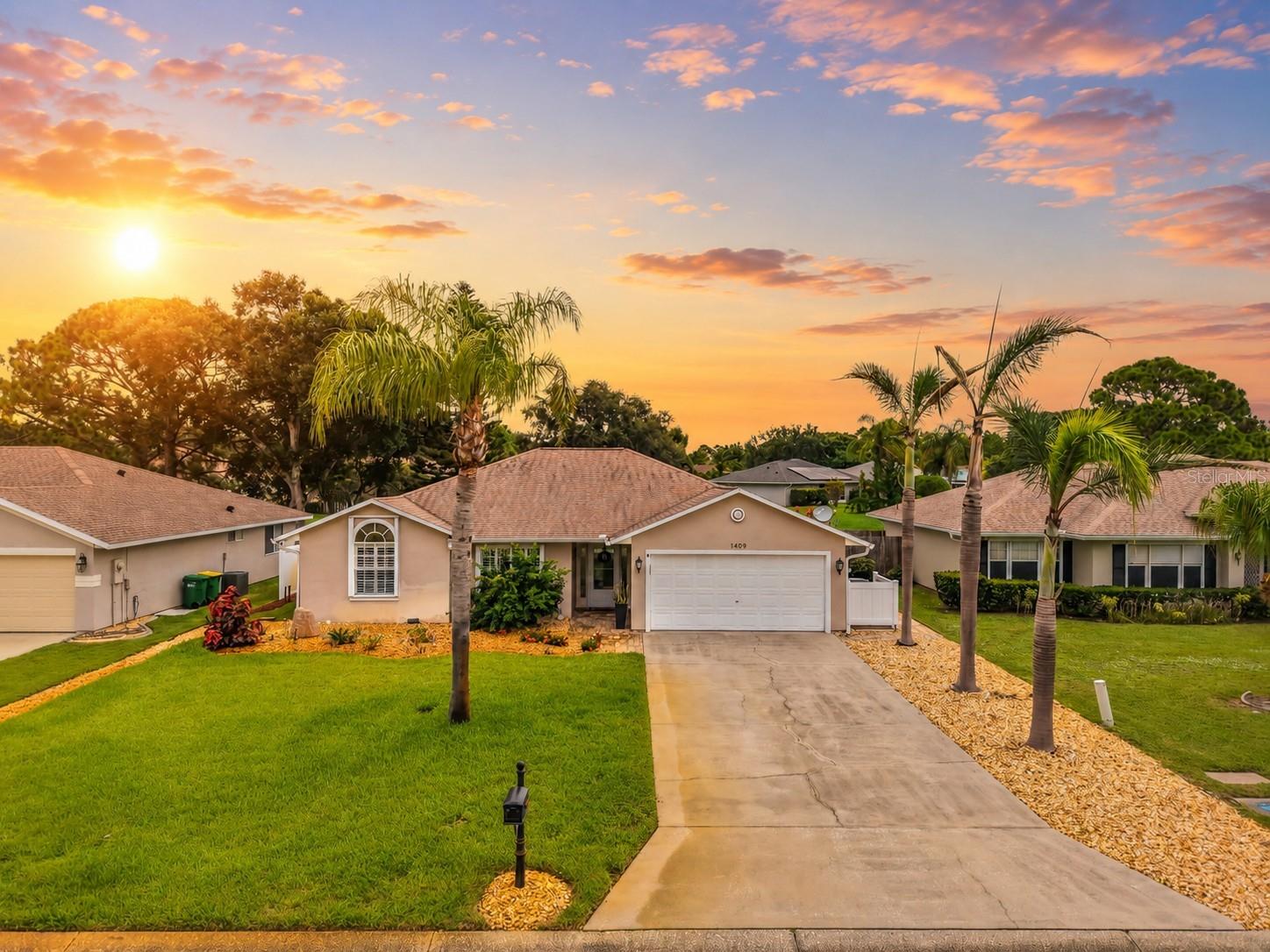 Photo of 1409 CALIFORNIA DRIVE MELBOURNE FL 32940
