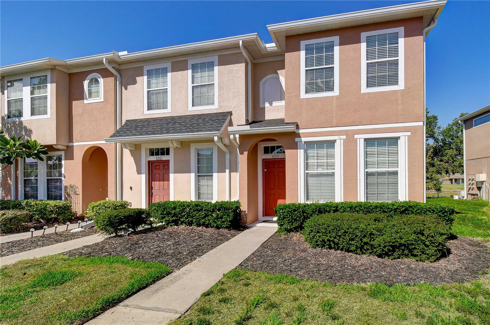 Photo of 6919 TOWERING SPRUCE DR RIVERVIEW FL 33578